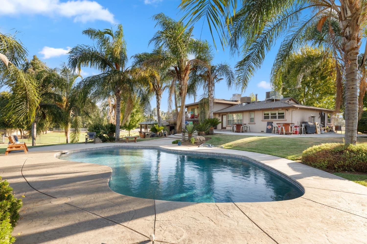 Clovis, California, 93619, United States, 4 Bedrooms Bedrooms, ,4 BathroomsBathrooms,Residential,For Sale,1924178