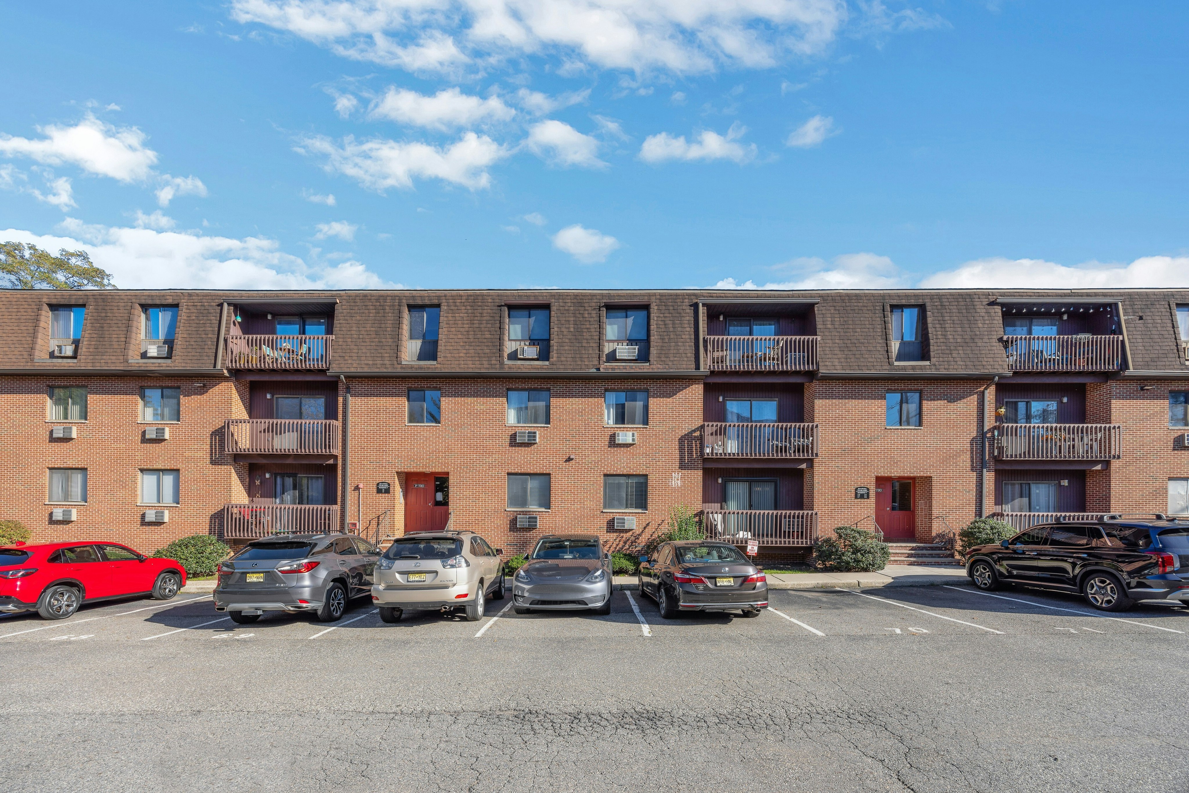  730 Mill Street #F10, Belleville, NJ 07109 - 物件實景