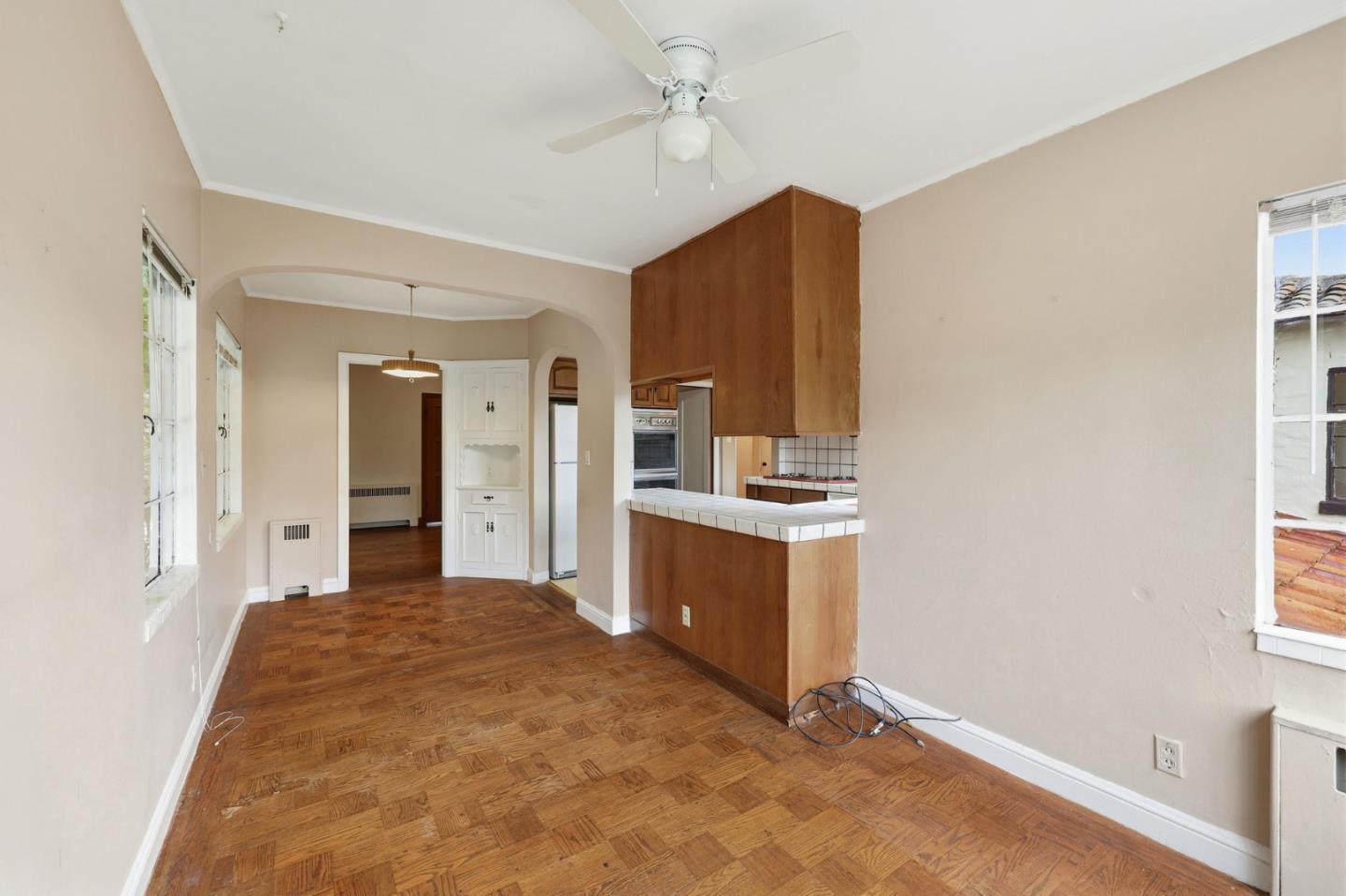 Burlingame, California, 94010, United States, 2 Bedrooms Bedrooms, ,2 BathroomsBathrooms,Residential,For Sale,1987615