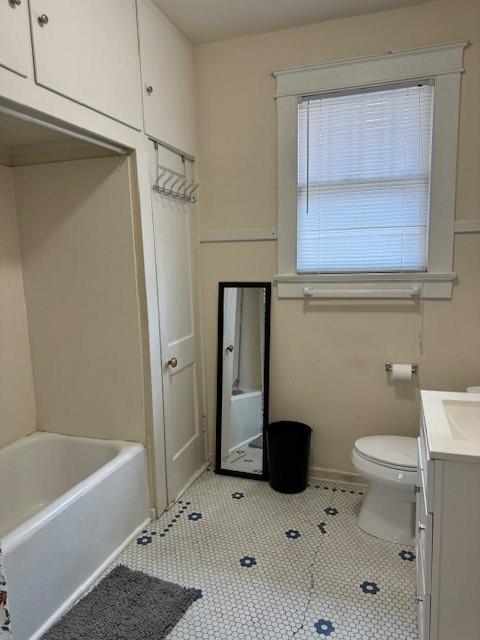 New Orleans, Louisiana, 70118, United States, 6 Bedrooms Bedrooms, ,4 BathroomsBathrooms,Residential,For Sale,1821209