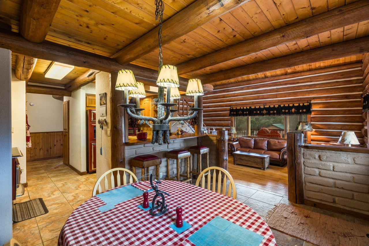 Tijeras, New Mexico, 87059, United States, 3 Bedrooms Bedrooms, ,2 BathroomsBathrooms,Residential,For Sale,1942288