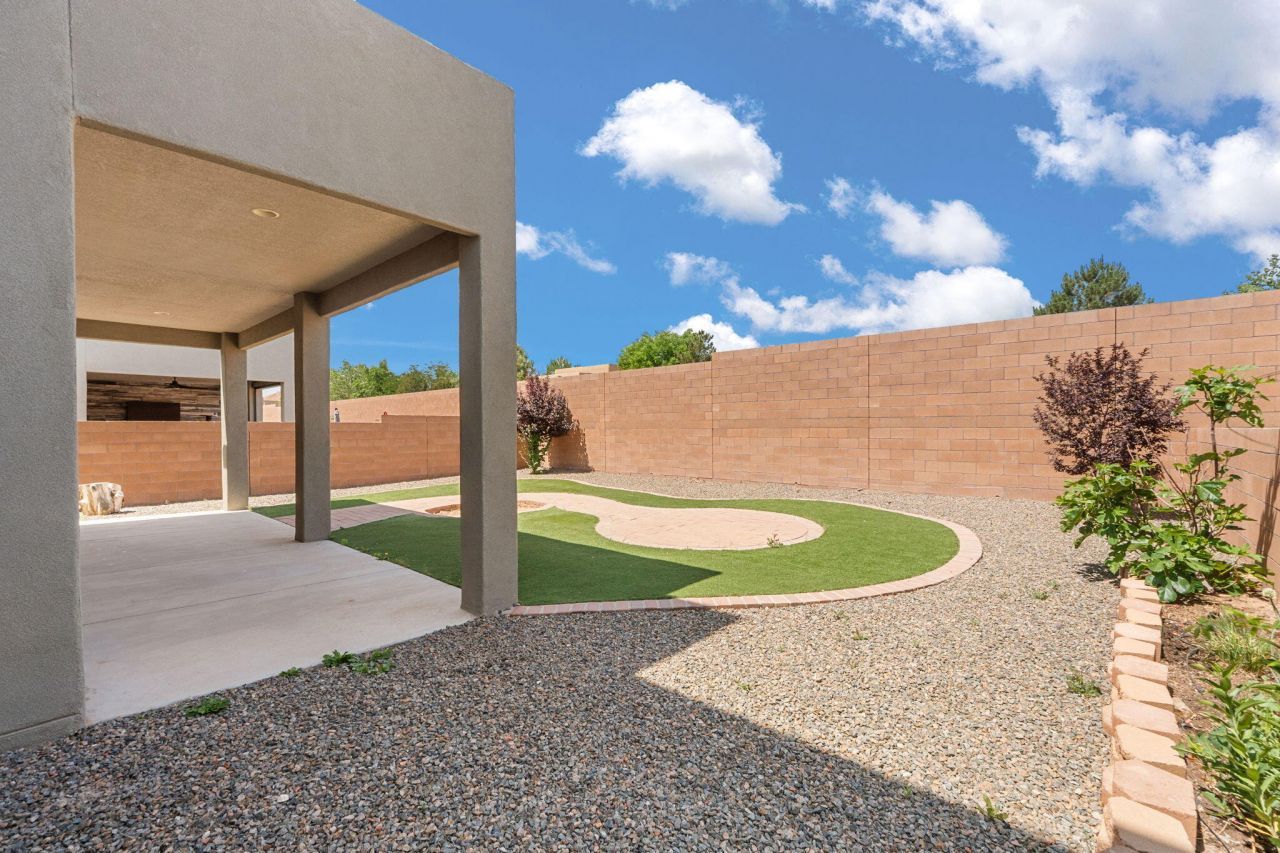 Rio Rancho, New Mexico, 87124, United States, 4 Bedrooms Bedrooms, ,3 BathroomsBathrooms,Residential,For Sale,1924973
