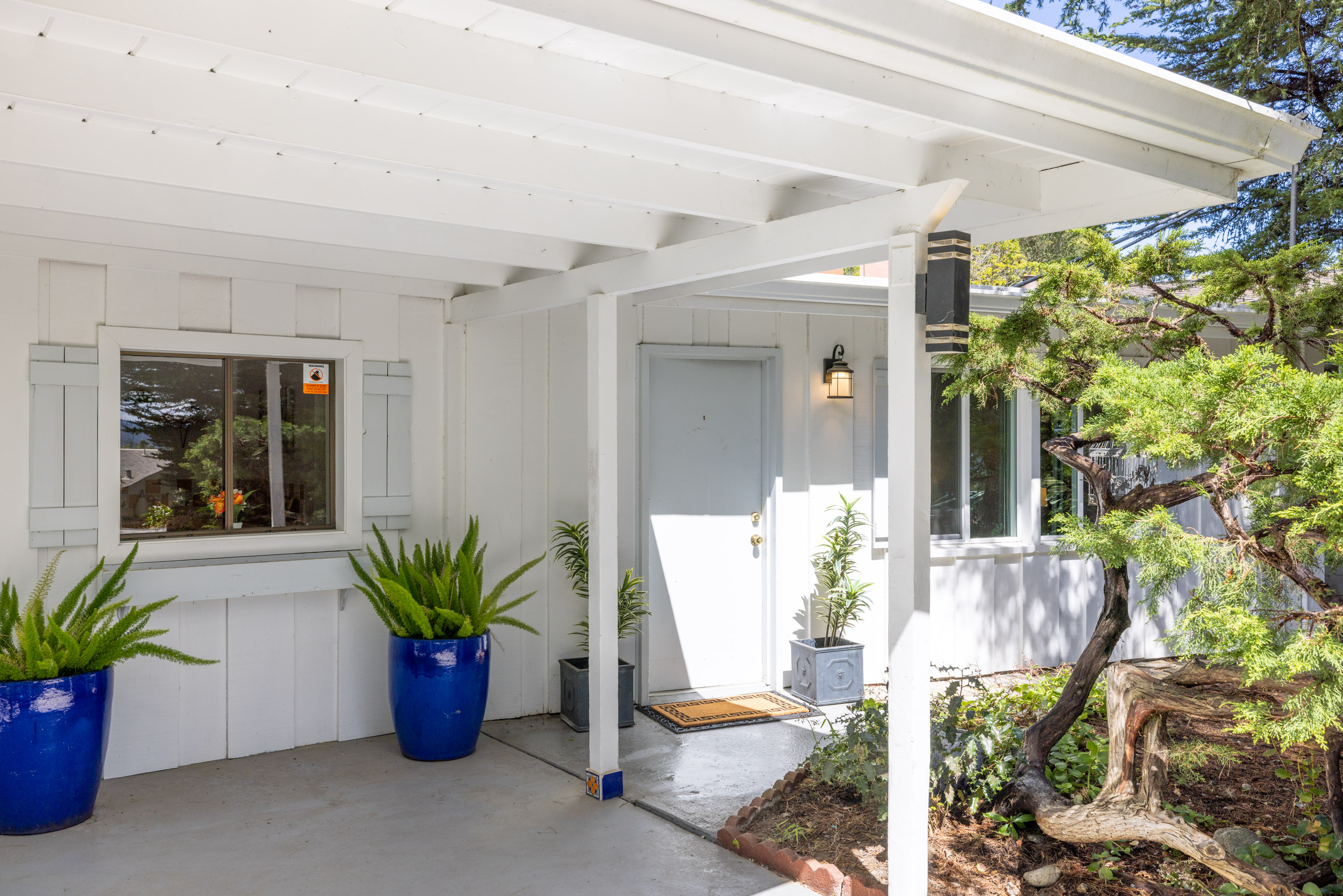  4058 El Bosque Drive - 物件實景