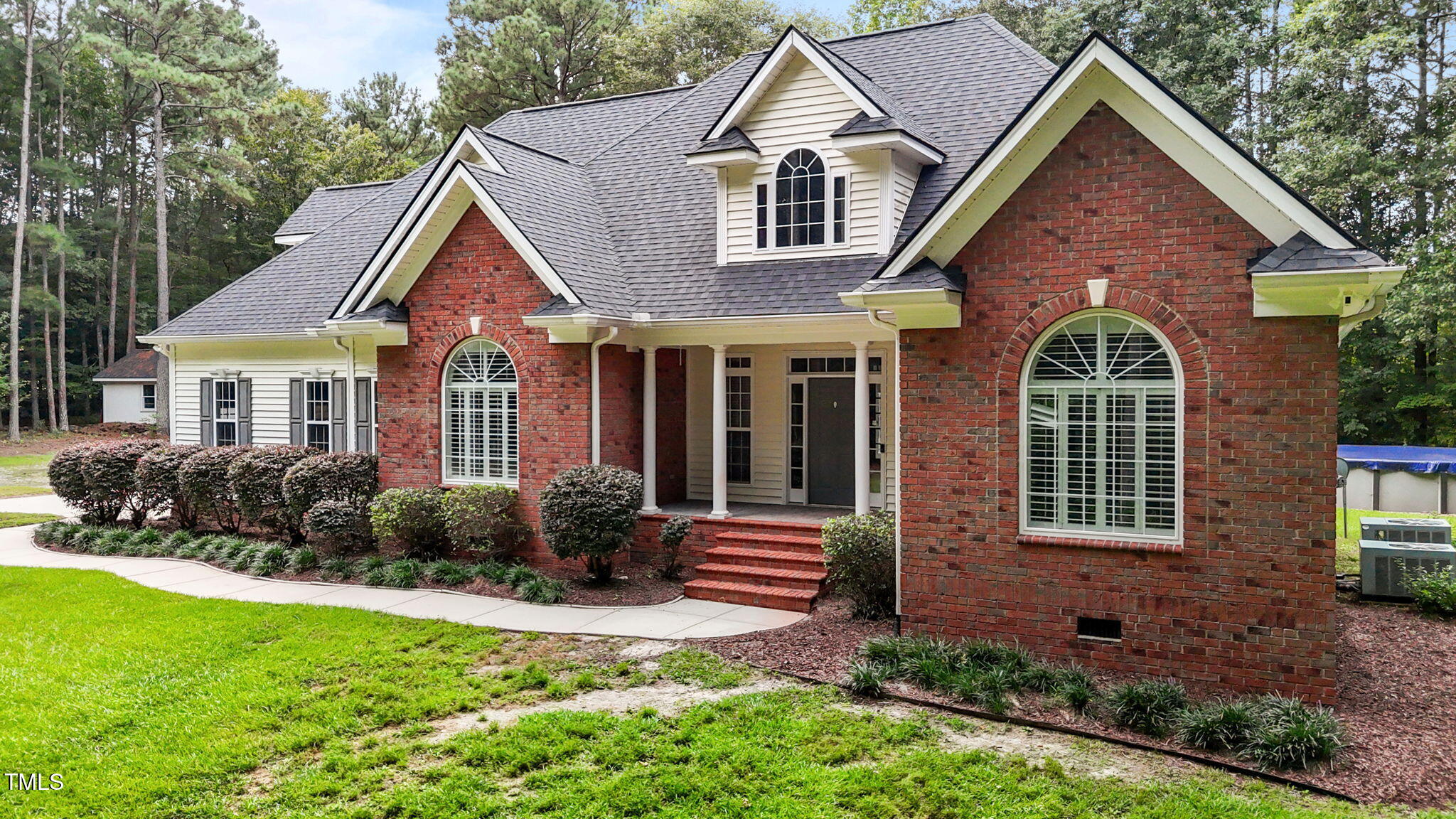 Smithfield, North Carolina, 27577, United States, 3 Bedrooms Bedrooms, ,4 BathroomsBathrooms,Residential,For Sale,1933670