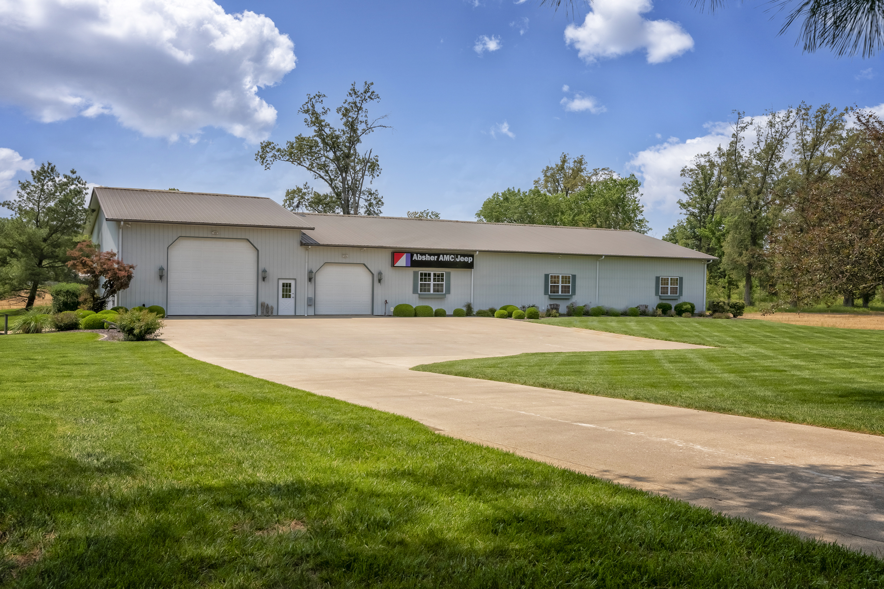 Marion, Illinois, 62959, United States, 7 Bedrooms Bedrooms, ,7 BathroomsBathrooms,Residential,For Sale,1979062