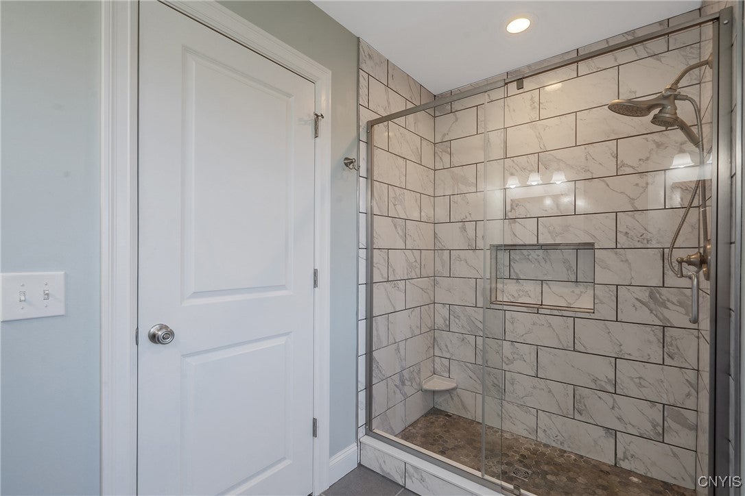 Oswego, New York, 13126, United States, 4 Bedrooms Bedrooms, ,4 BathroomsBathrooms,Residential,For Sale,1987405