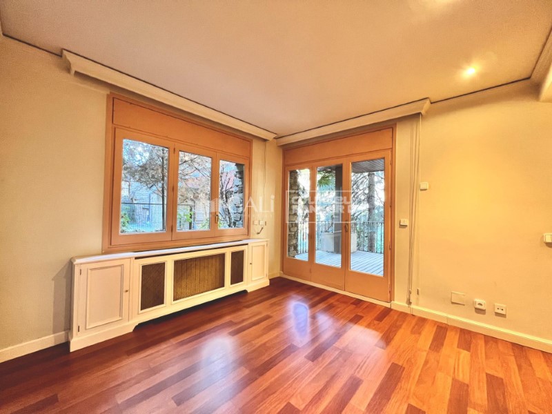 Escaldes-Engordany, Andorra, AD, 4 Bedrooms Bedrooms, ,3 BathroomsBathrooms,Residential,For Sale,1448844