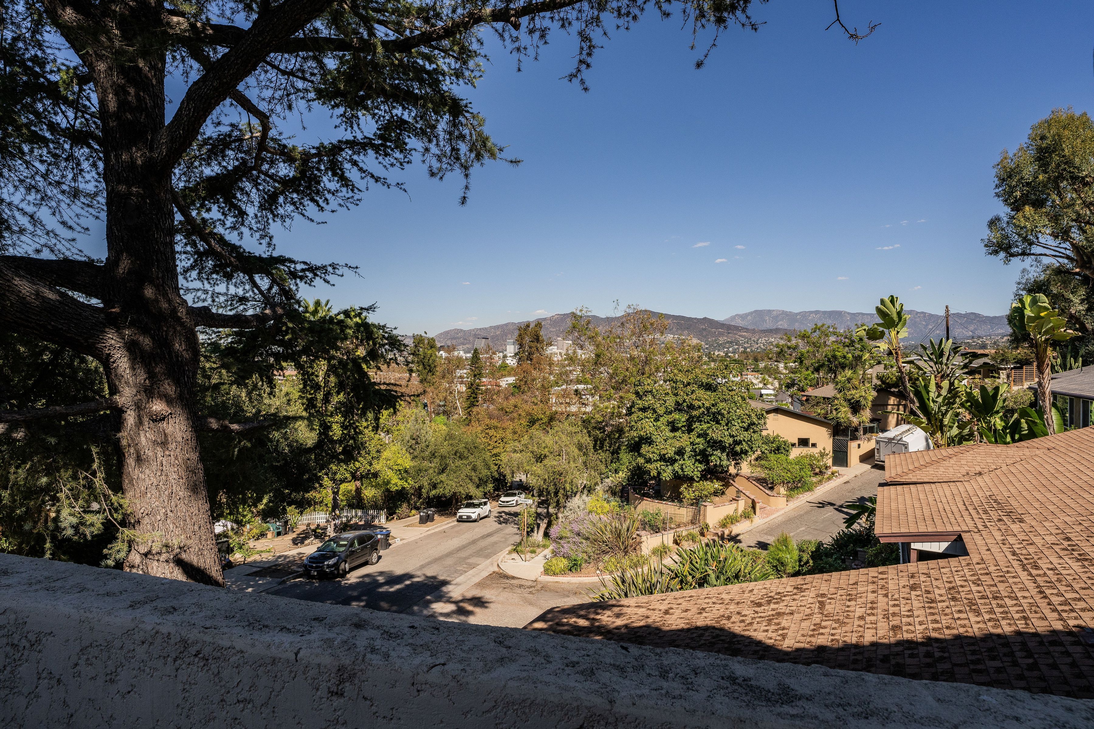  718 East Cypress Street - 物件實景