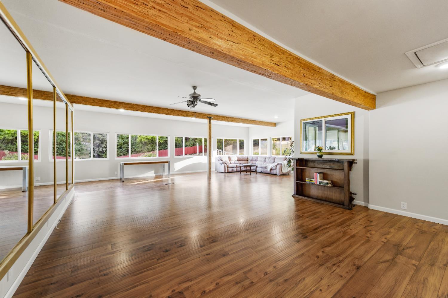 Grass Valley, California, 95945, United States, 4 Bedrooms Bedrooms, ,4 BathroomsBathrooms,Residential,For Sale,1897188