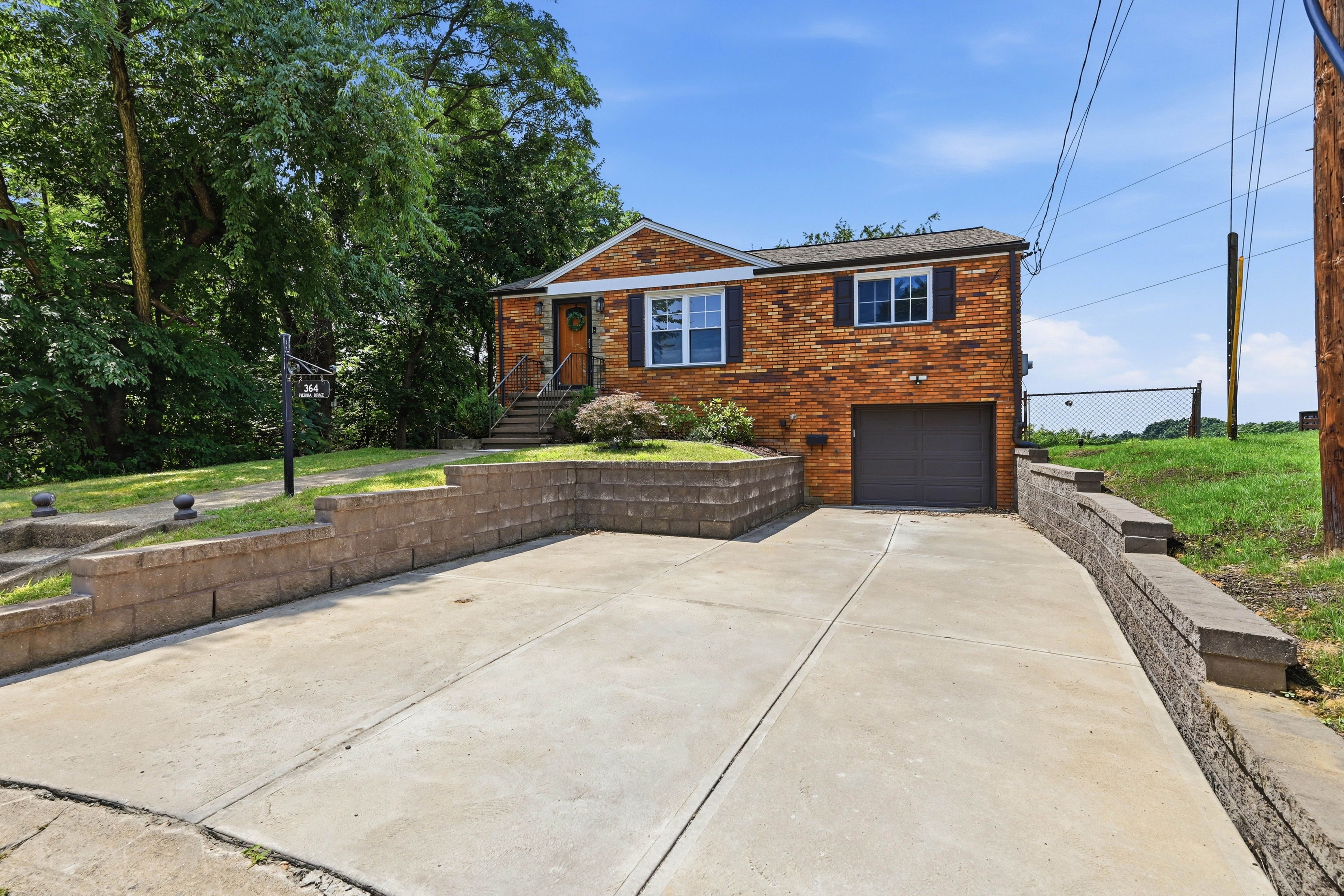  364 Pierina Drive, Pittsburgh, PA 15243 - 物件實景
