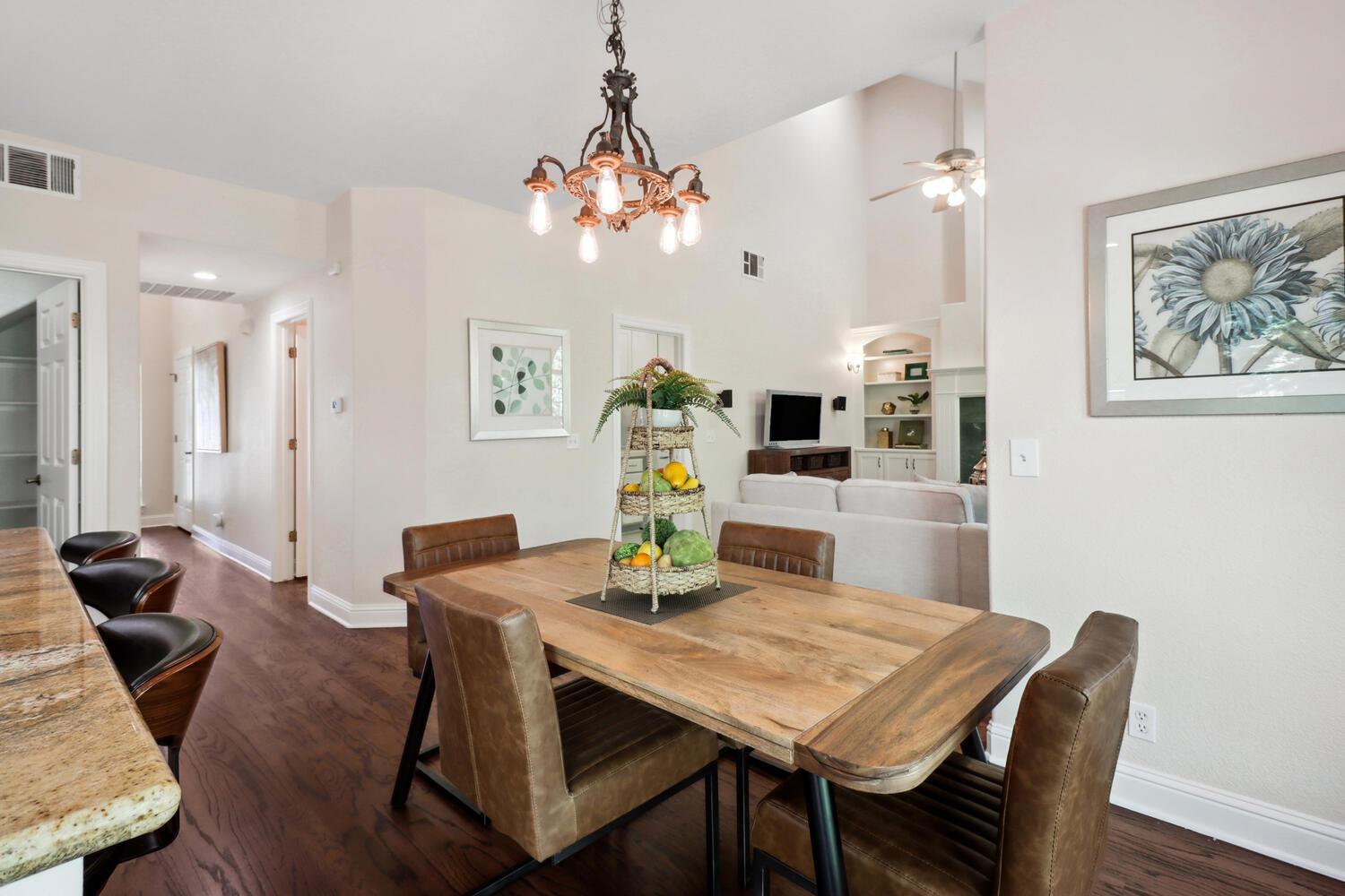 Davis, California, 95618, United States, 4 Bedrooms Bedrooms, ,3 BathroomsBathrooms,Residential,For Sale,1828068