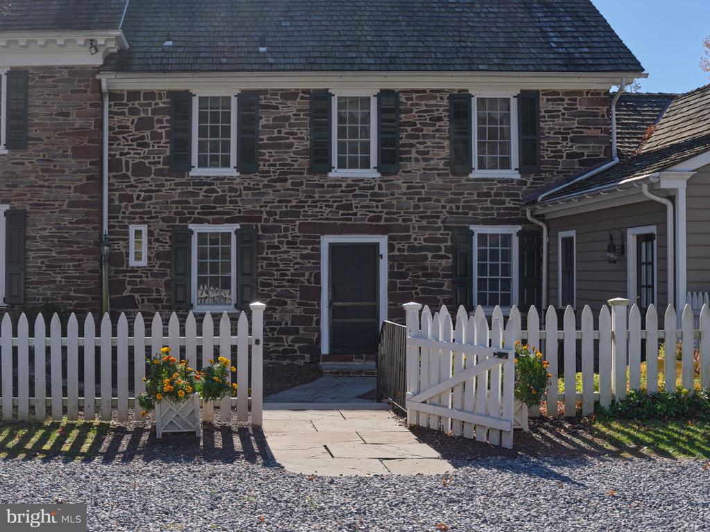 Newtown, Pennsylvania, 18940, United States, 4 Bedrooms Bedrooms, ,4 BathroomsBathrooms,Residential,For Sale,1995554