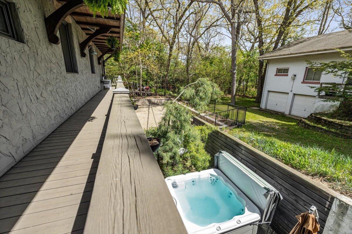 Michiana Shores, Indiana, 46360, United States, 5 Bedrooms Bedrooms, ,4 BathroomsBathrooms,Residential,For Sale,1949684