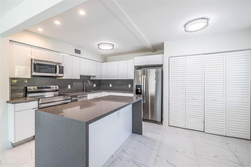 2621 SW 12th Ter, Fort Lauderdale, Florida, 33315, United States, 3 Bedrooms Bedrooms, ,2 BathroomsBathrooms,Residential,For Sale,2621 SW 12th Ter,1668199