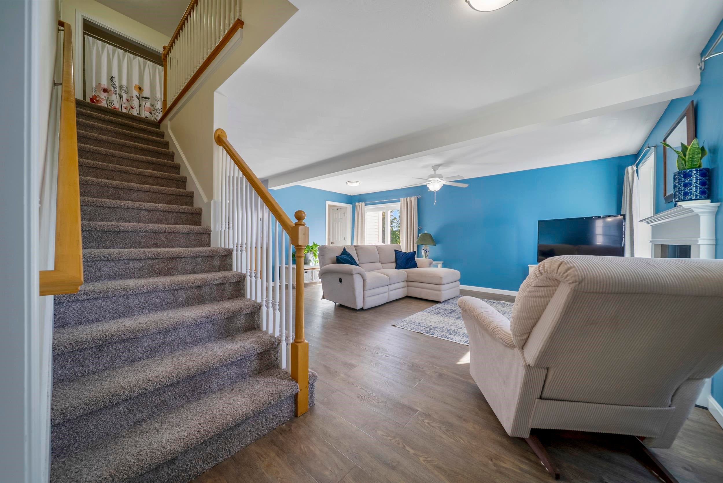 Hooksett, New Hampshire, 03106, United States, 3 Bedrooms Bedrooms, ,2 BathroomsBathrooms,Residential,For Sale,1942312