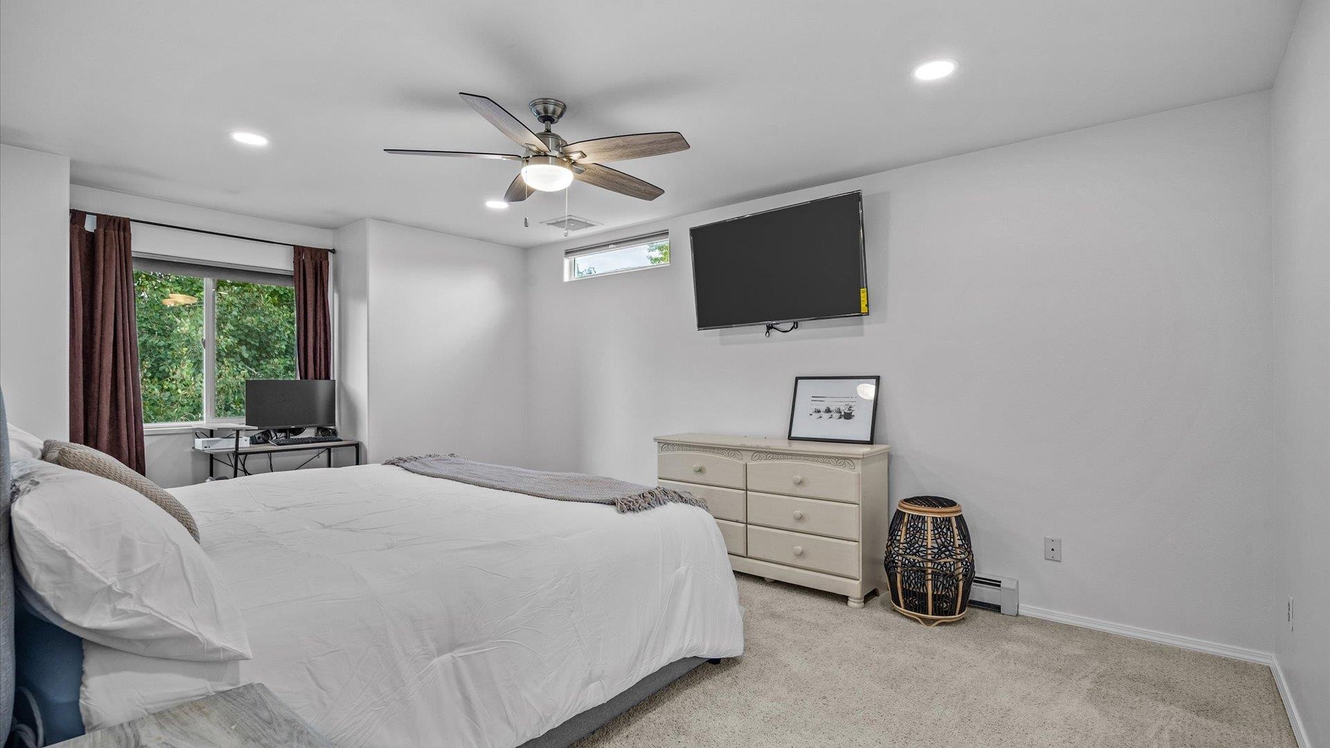 Grand Junction, Colorado, 81504, United States, 4 Bedrooms Bedrooms, ,3 BathroomsBathrooms,Residential,For Sale,1907193