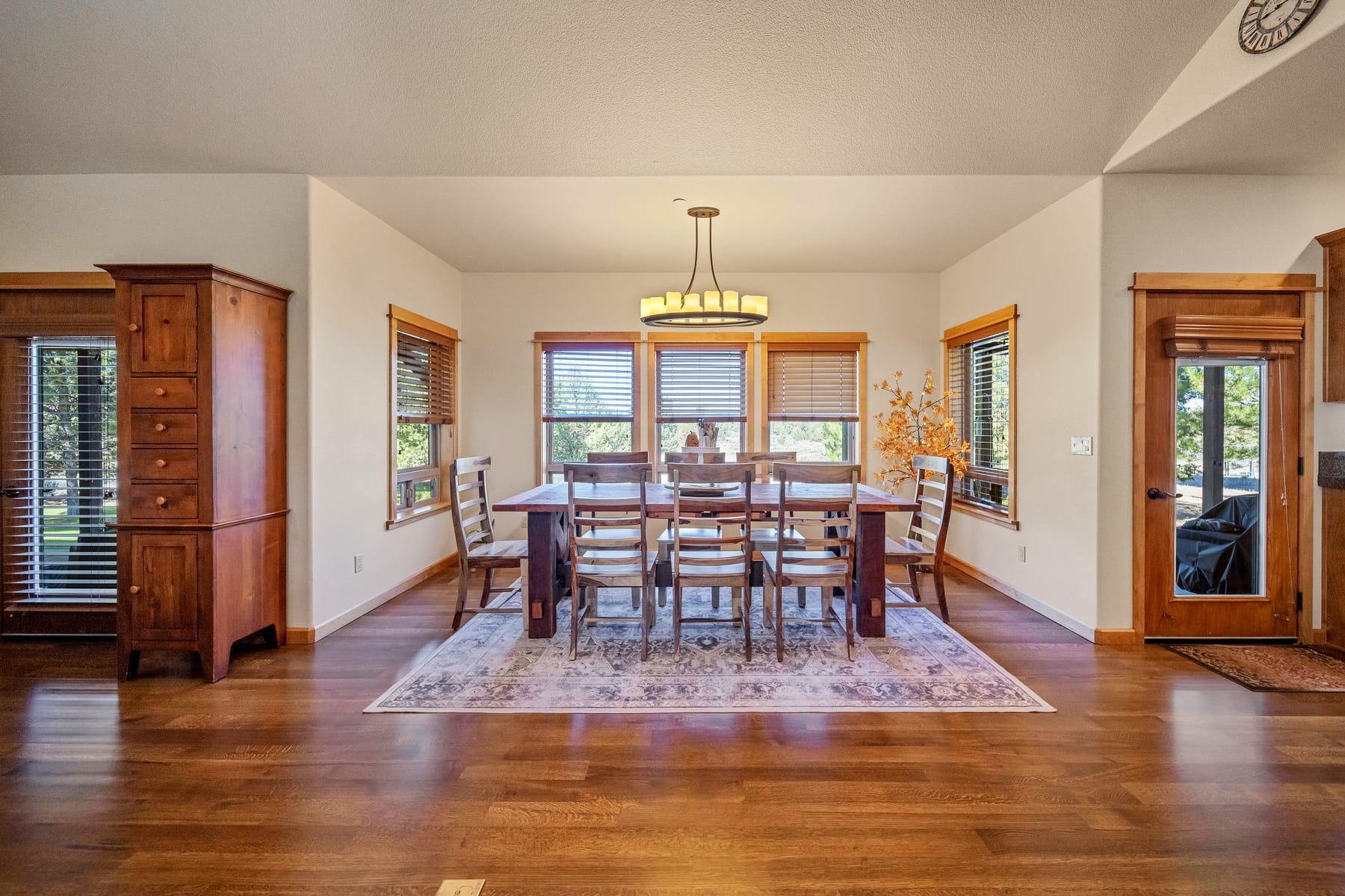  18853 SW SISTERS PL Powell Butte, OR 97753 - 物件實景