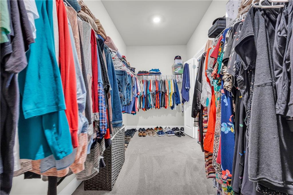 Villa Rica, Georgia, 30180, United States, 5 Bedrooms Bedrooms, ,4 BathroomsBathrooms,Residential,For Sale,1983634