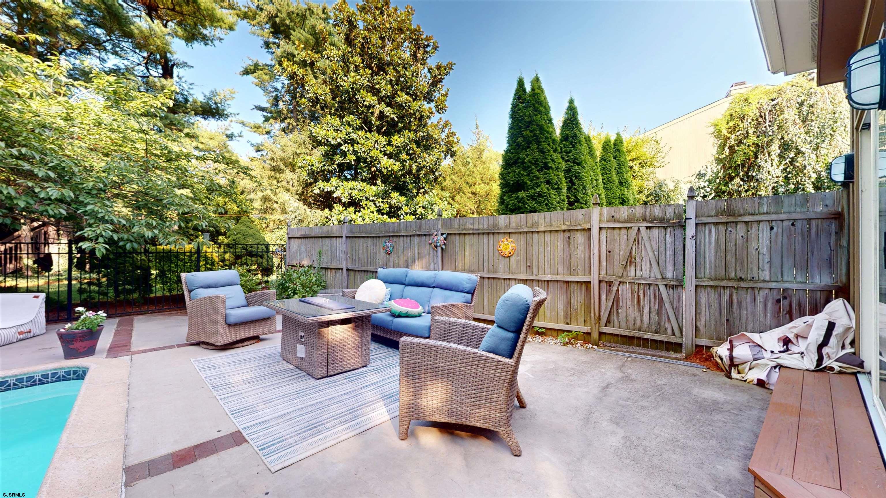 Linwood, New Jersey, 08221, United States, 6 Bedrooms Bedrooms, ,5 BathroomsBathrooms,Residential,For Sale,1975811