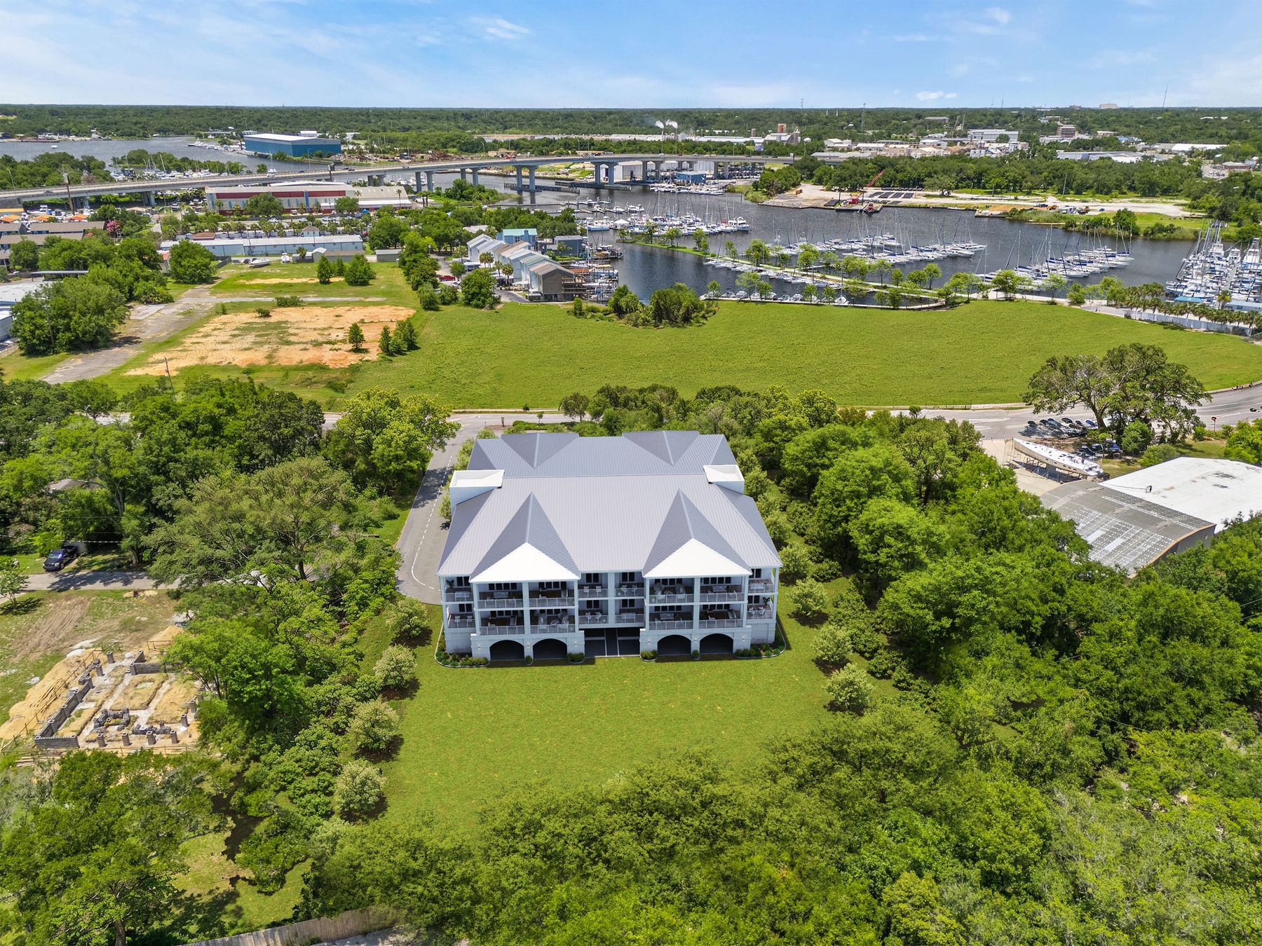 Boutique Luxury Waterfront Living Along Pensacola