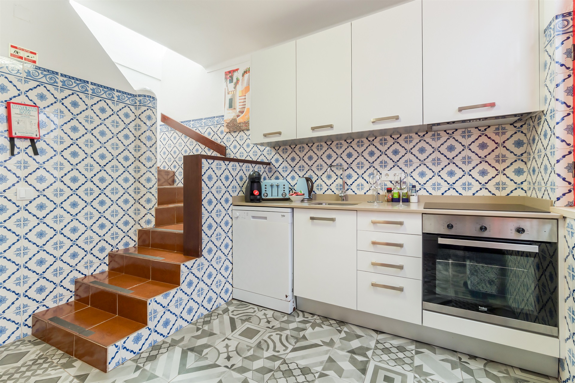  Building, 6 bedrooms, for Sale - 物件實景