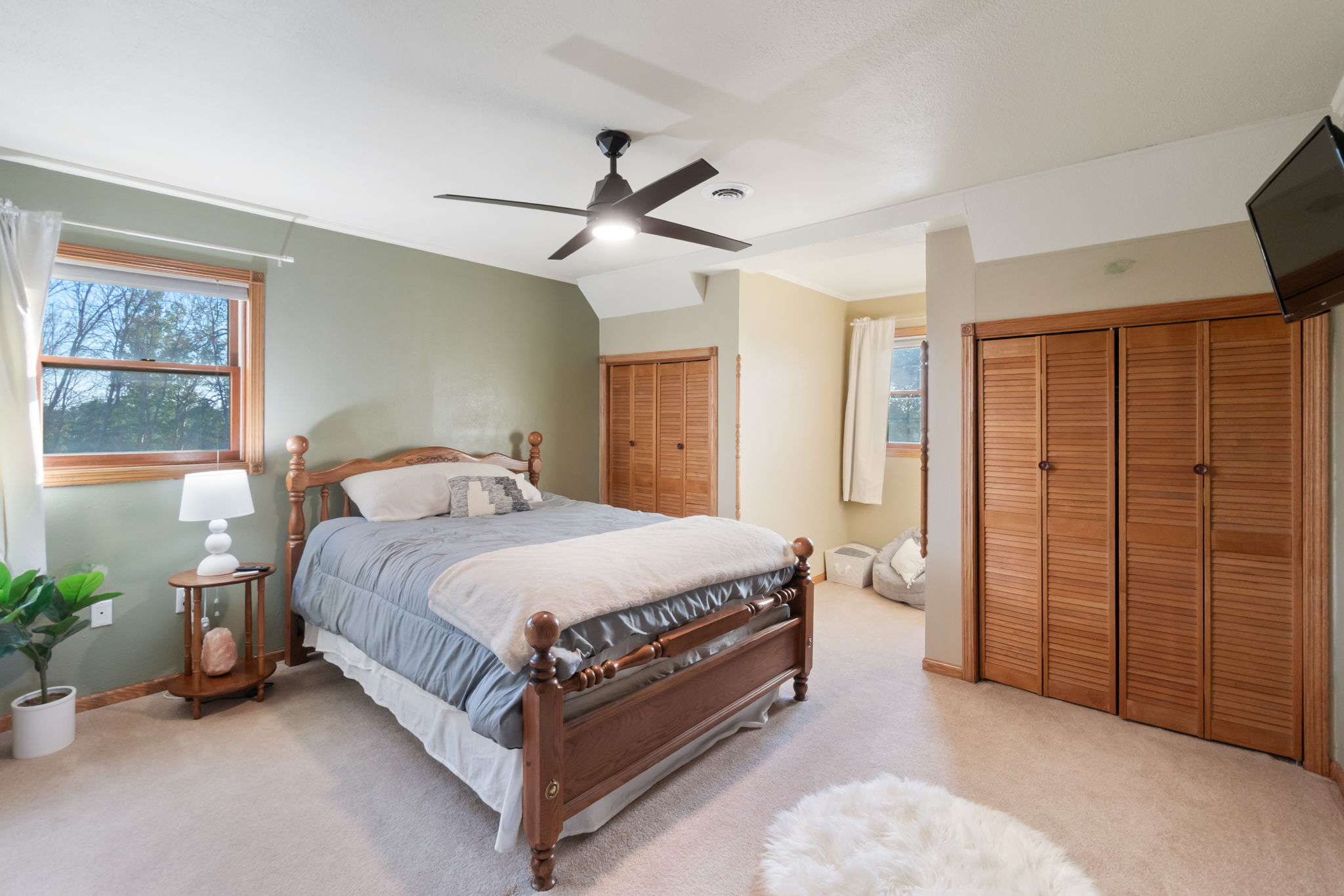 Mitchell, Iowa, 50461, United States, 4 Bedrooms Bedrooms, ,4 BathroomsBathrooms,Residential,For Sale,1923505