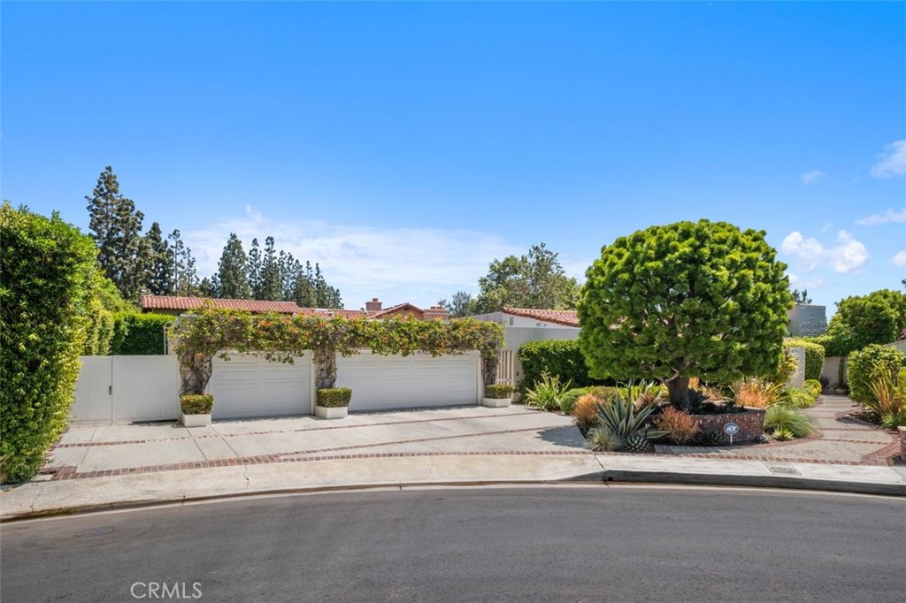 Newport Beach, California, 92660, United States, 7 Bedrooms Bedrooms, ,5 BathroomsBathrooms,Residential,For Sale,1939646