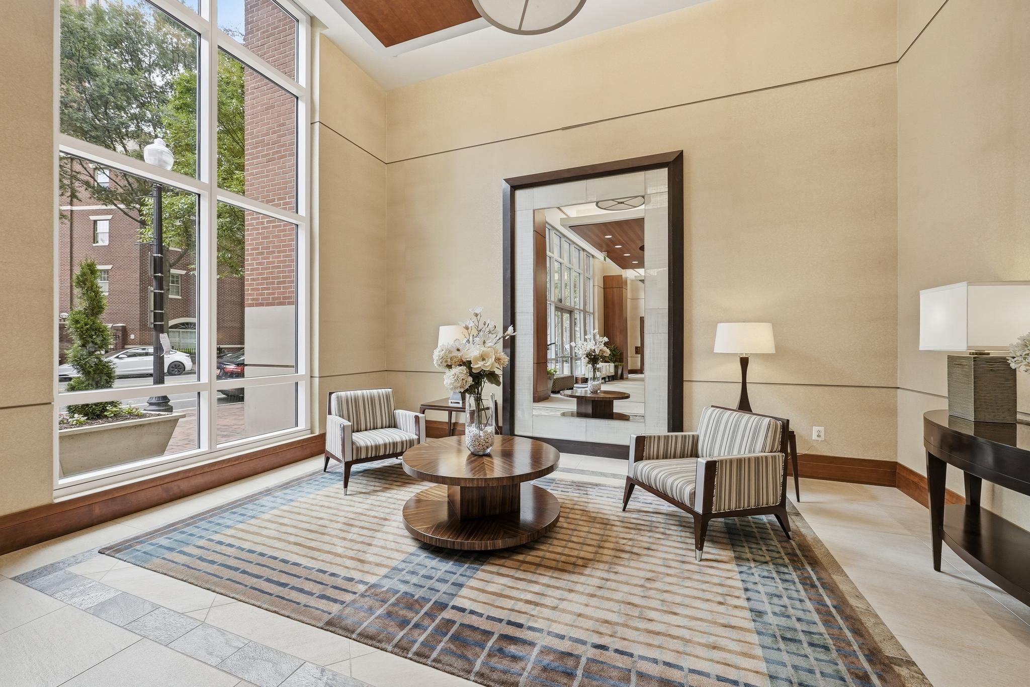  2050 Jamieson Avenue, Alexandria, VA, 22314 - 物件實景