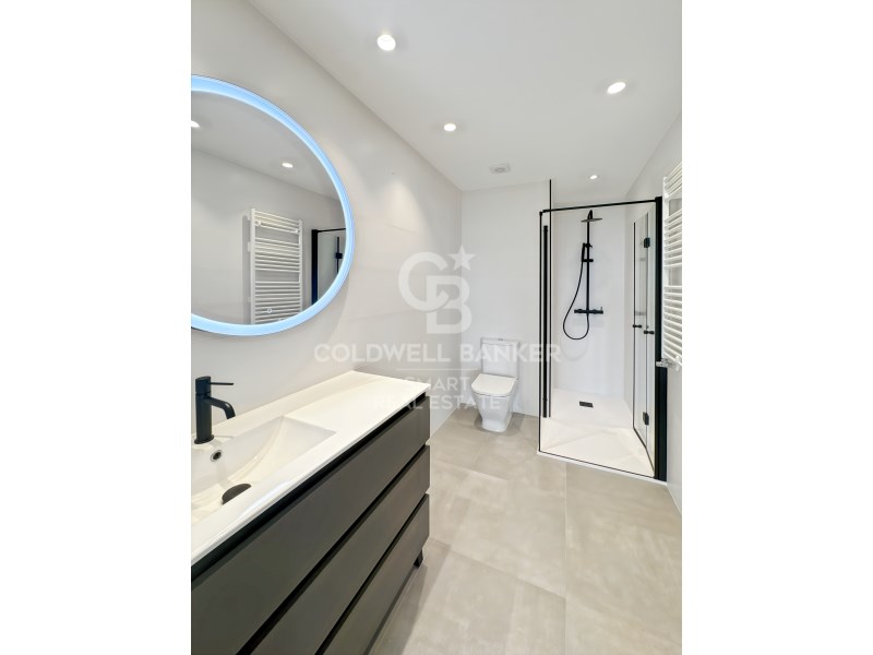 A Coruña, Galicia, 15006, ES, 3 Bedrooms Bedrooms, ,2 BathroomsBathrooms,Residential,For Sale,1932628