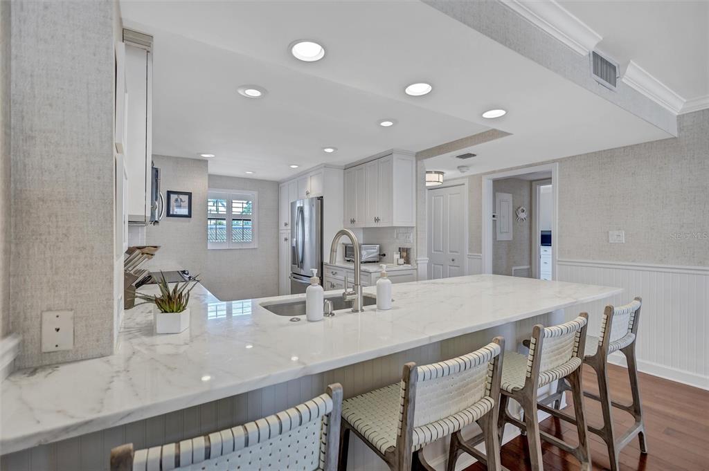 Sarasota, Florida, 34242, United States, 2 Bedrooms Bedrooms, ,2 BathroomsBathrooms,Residential,For Sale,1895415
