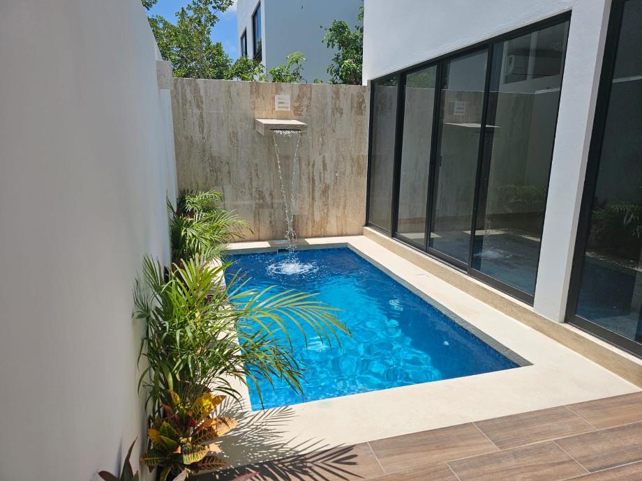 RIO, Benito Juárez, Quintana Roo, 77500, Mexico, 4 Bedrooms Bedrooms, ,3 BathroomsBathrooms,Residential,For Sale,RIO,1577861