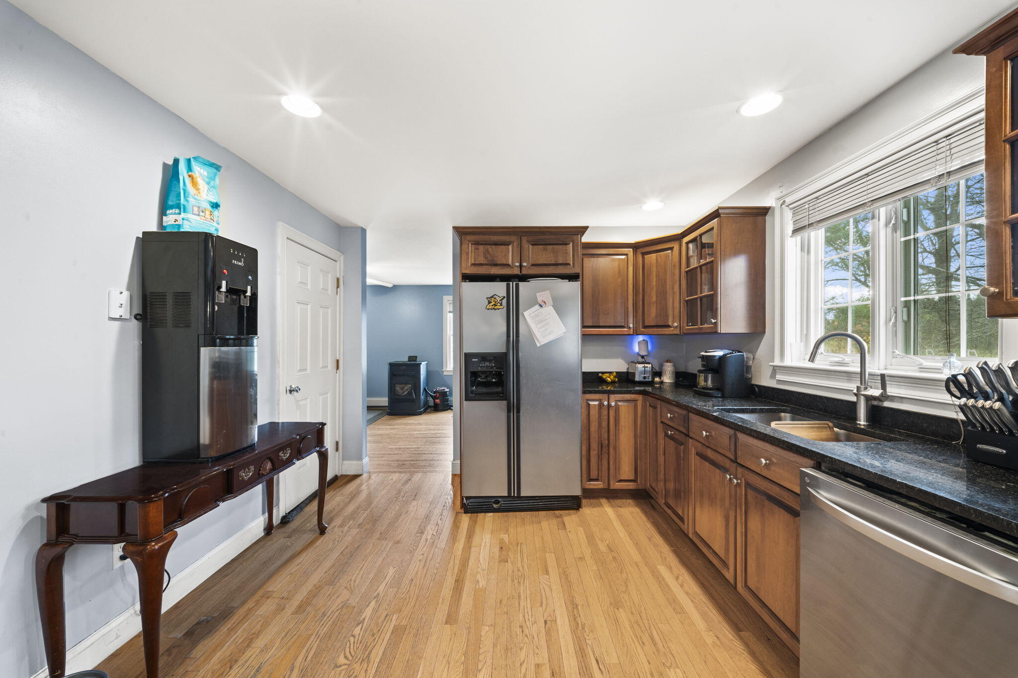 Scarborough, Maine, 04074, United States, 3 Bedrooms Bedrooms, ,3 BathroomsBathrooms,Residential,For Sale,1989589