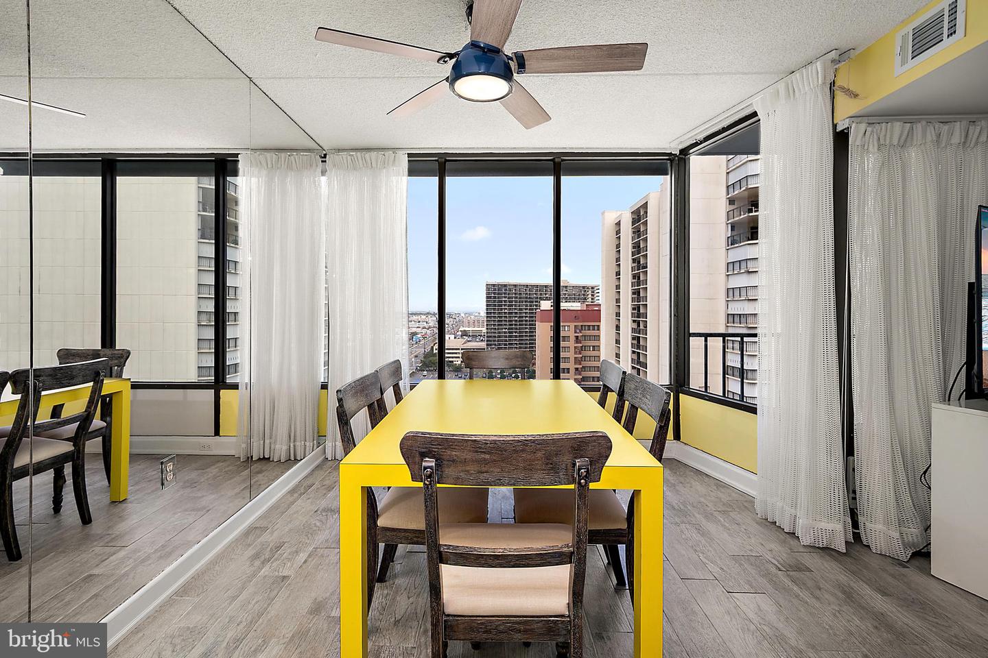 Ocean City, Maryland, 21842, United States, 2 Bedrooms Bedrooms, ,2 BathroomsBathrooms,Residential,For Sale,1957102