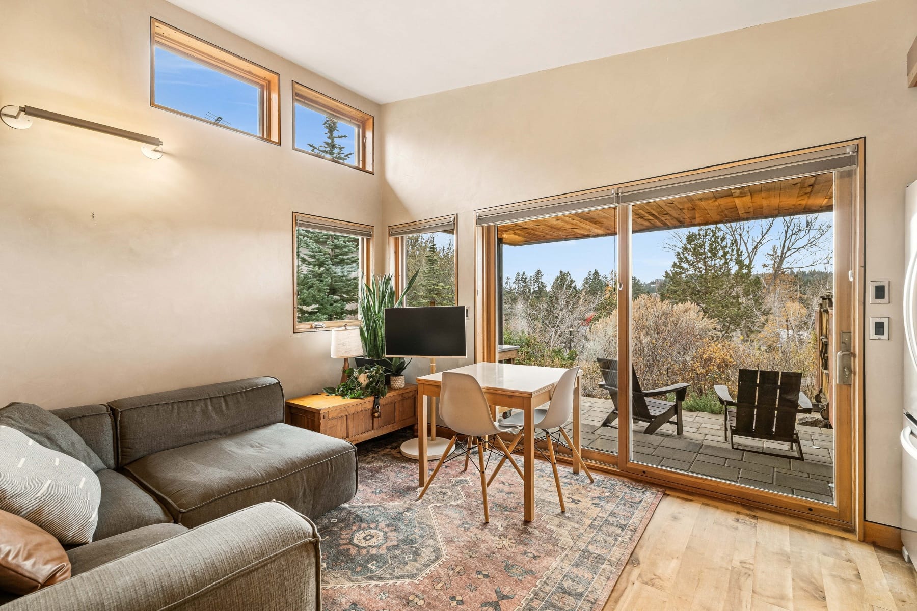  22 NW Shasta Place Bend, OR 97703 - 物件實景