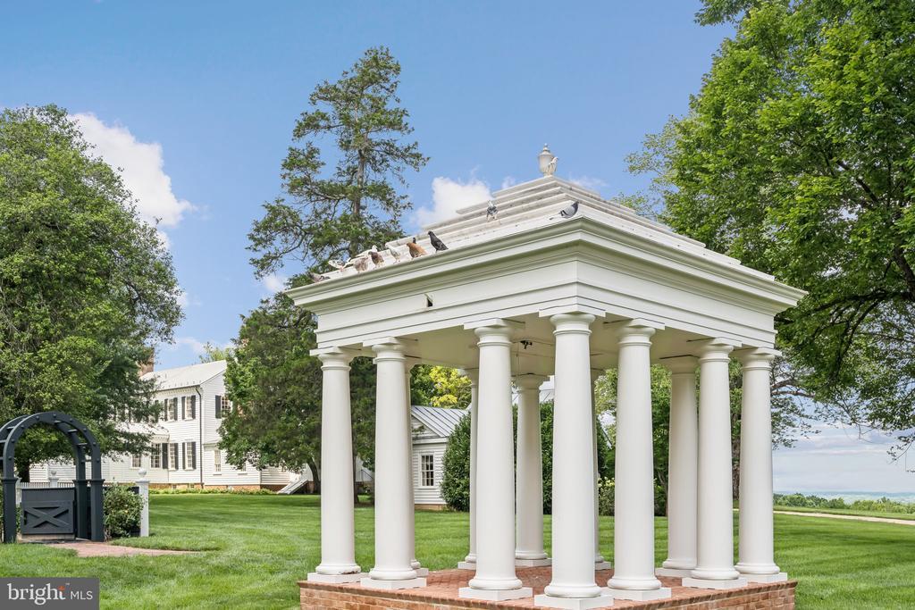 Rappahannock Academy, Virginia, 22538, United States, 4 Bedrooms Bedrooms, ,5 BathroomsBathrooms,Residential,For Sale,1917132