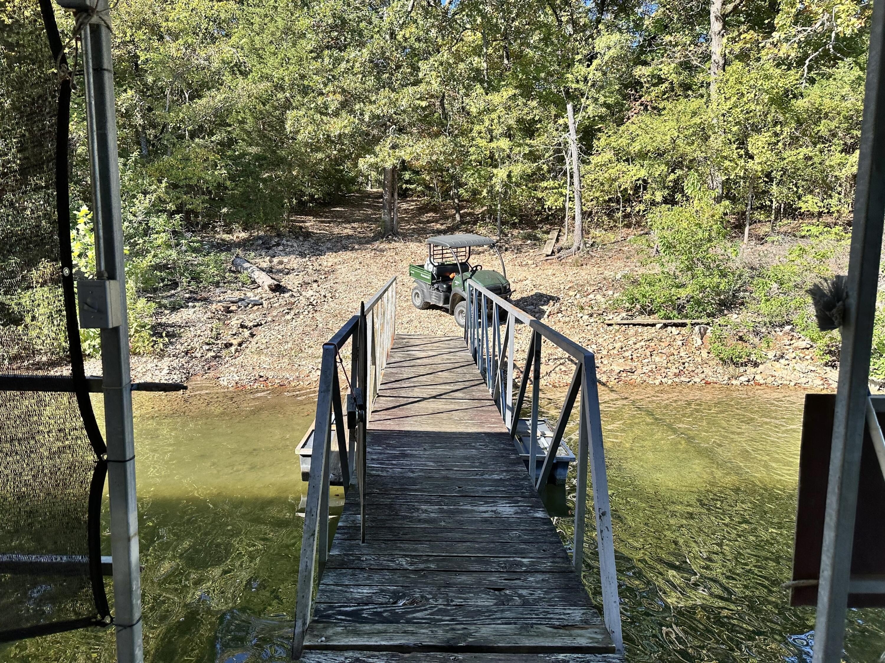 Shell Knob, Missouri, 65747, United States, 5 Bedrooms Bedrooms, ,3 BathroomsBathrooms,Residential,For Sale,1982122