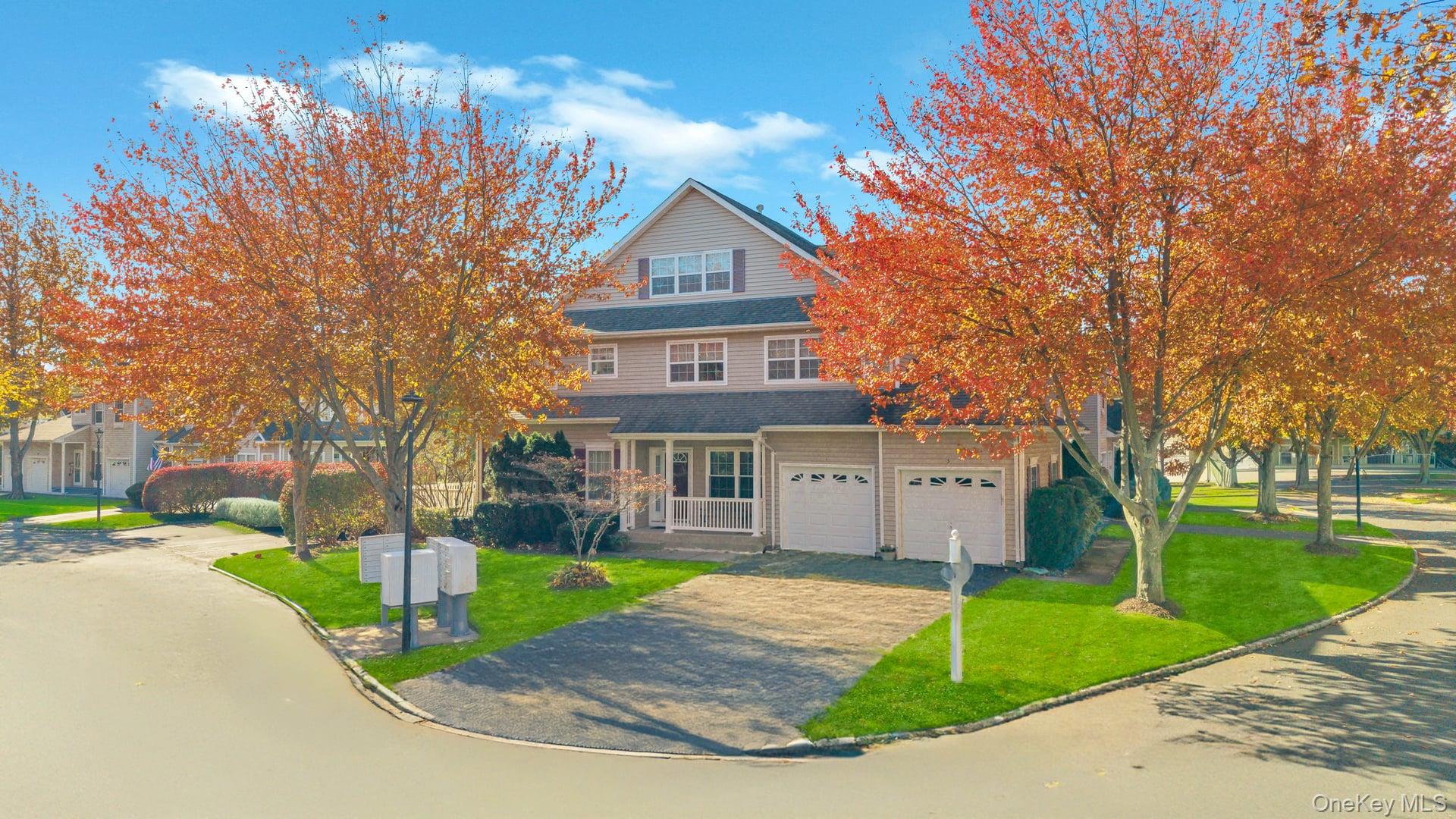 Nesconset, New York, 11767, United States, 2 Bedrooms Bedrooms, ,2 BathroomsBathrooms,Residential,For Sale,1988274