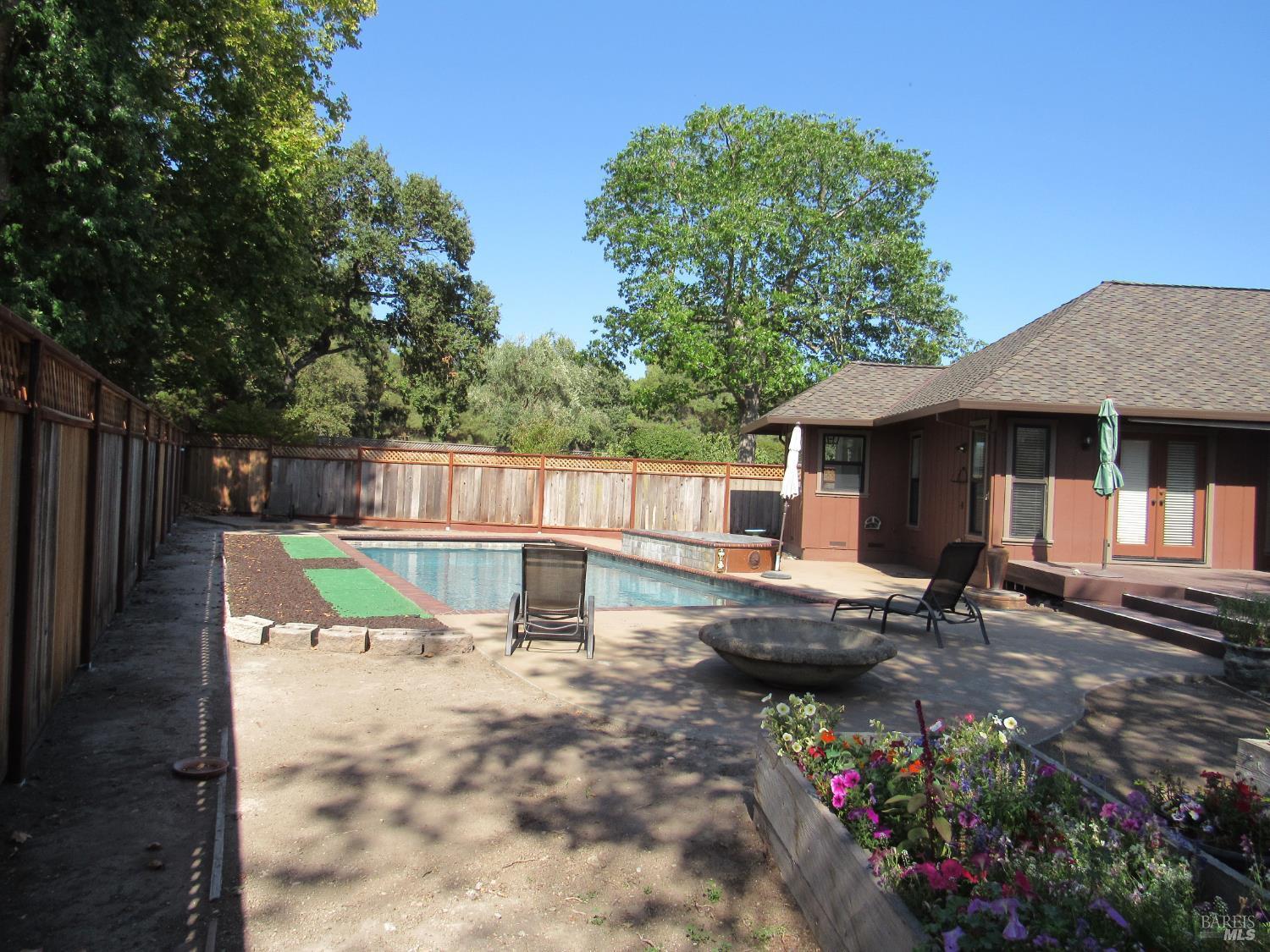 Sonoma, California, 95476, United States, 4 Bedrooms Bedrooms, ,2 BathroomsBathrooms,Residential,For Sale,1975359