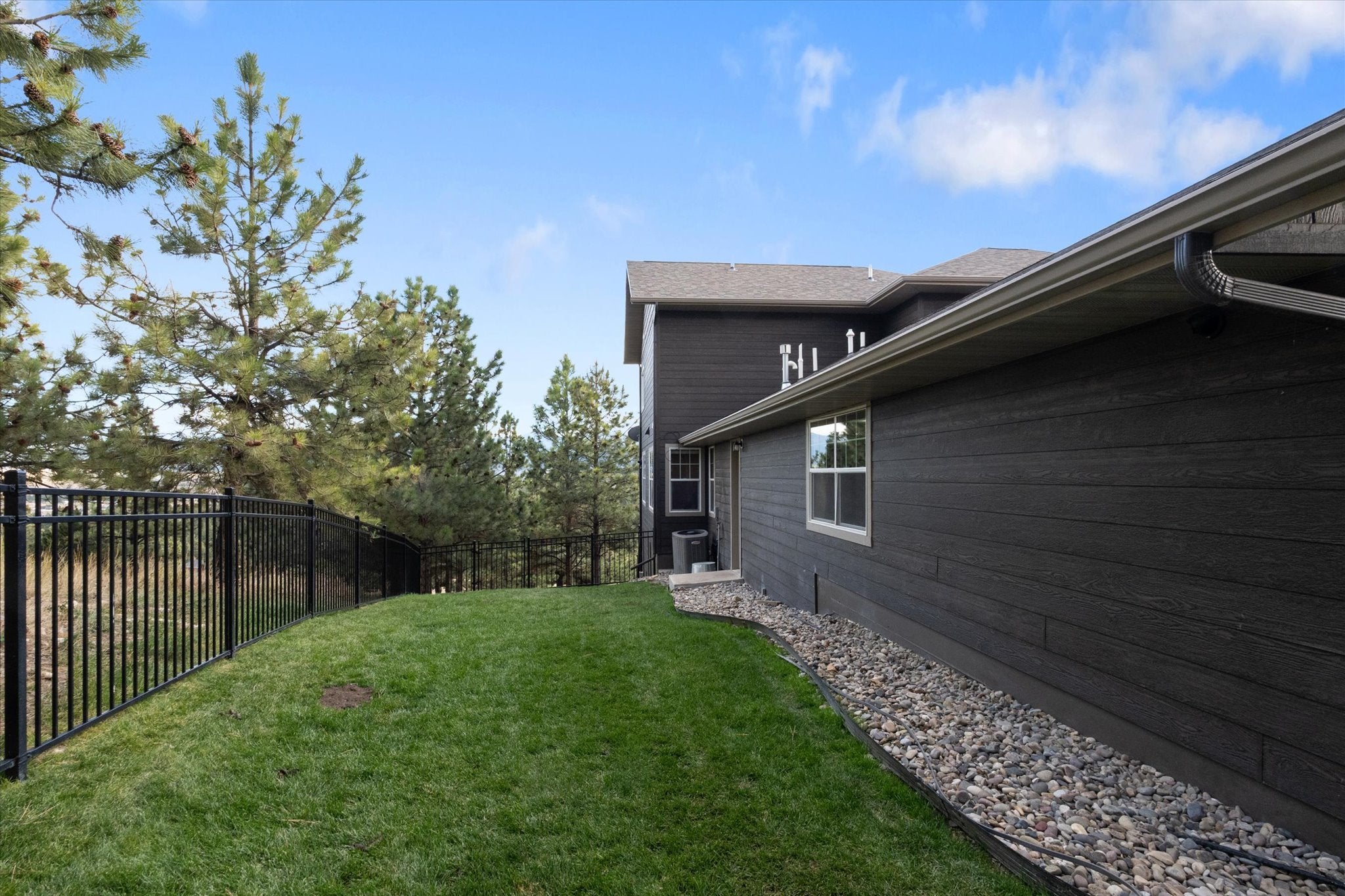 Clancy, Montana, 59634, United States, 4 Bedrooms Bedrooms, ,5 BathroomsBathrooms,Residential,For Sale,1991363