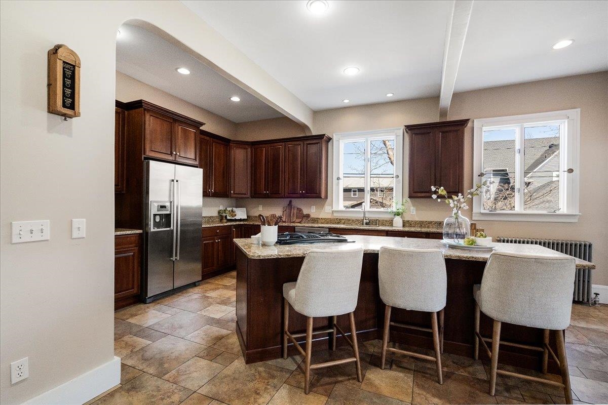 Manchester, New Hampshire, 03104, United States, 5 Bedrooms Bedrooms, ,6 BathroomsBathrooms,Residential,For Sale,1779351