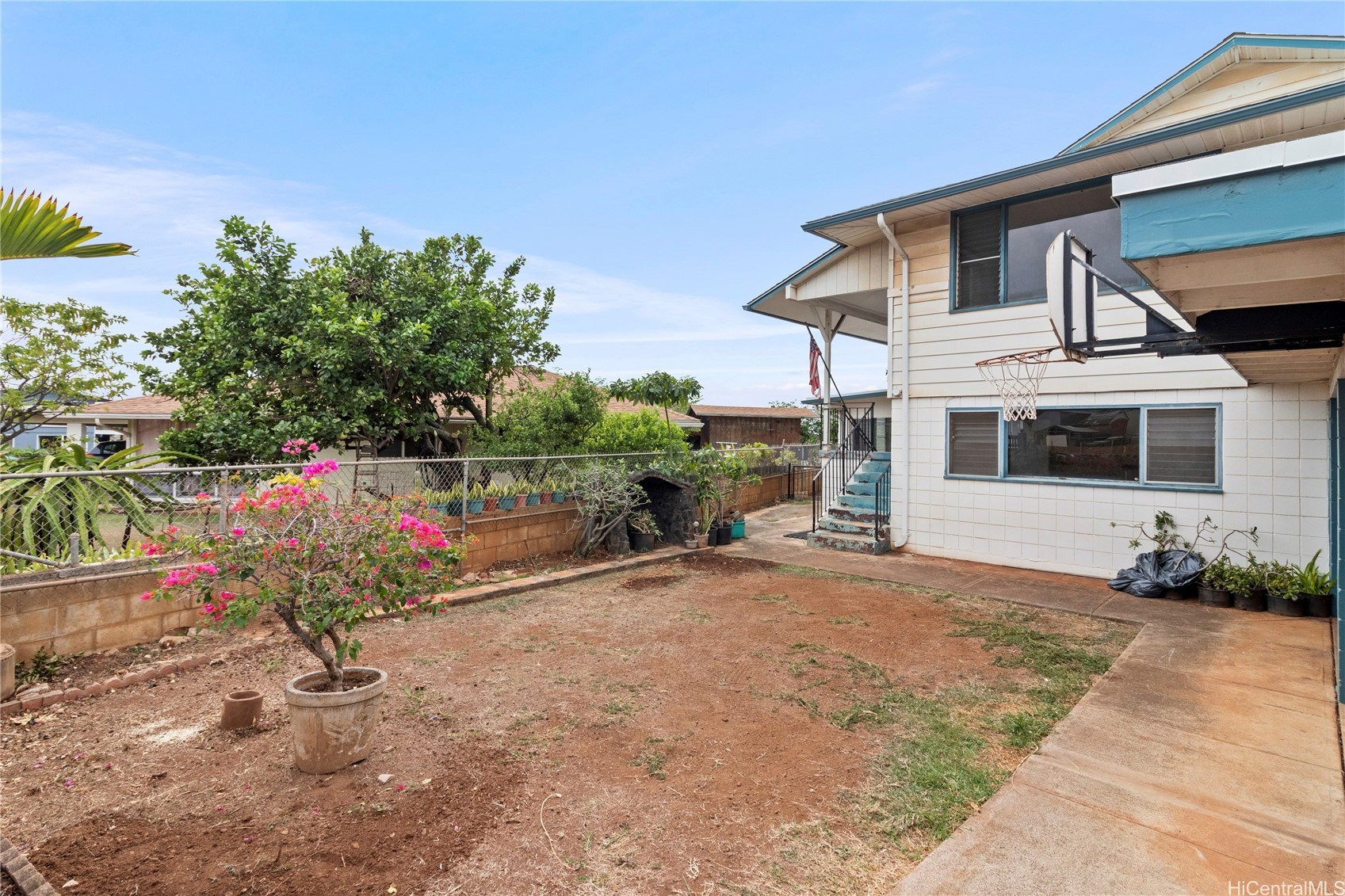 Waipahu, Hawaii, 96797, United States, 7 Bedrooms Bedrooms, ,5 BathroomsBathrooms,Residential,For Sale,1987843