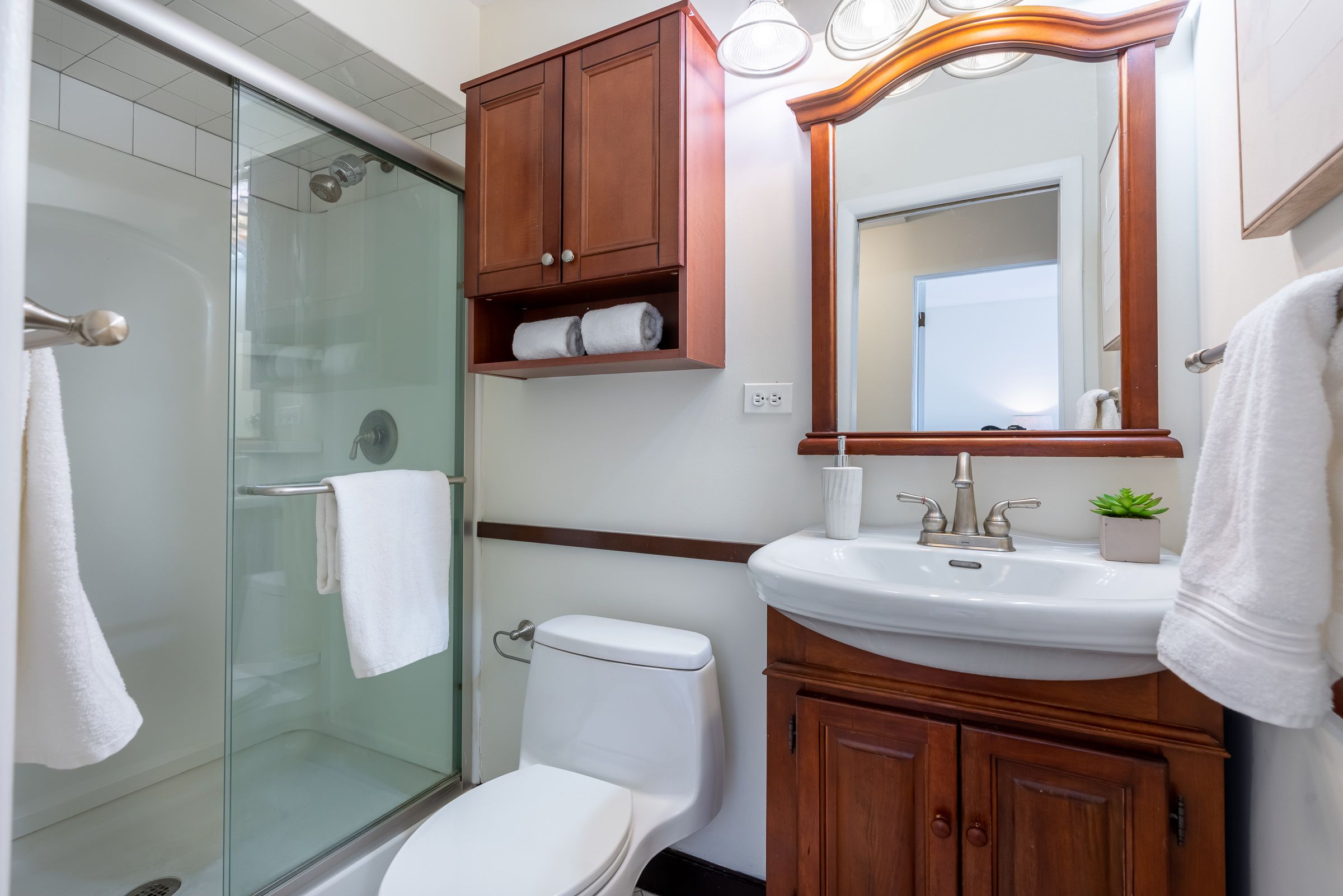  Spacious and Bright Condo in Prime Southeast Evanston Location - 物件實景