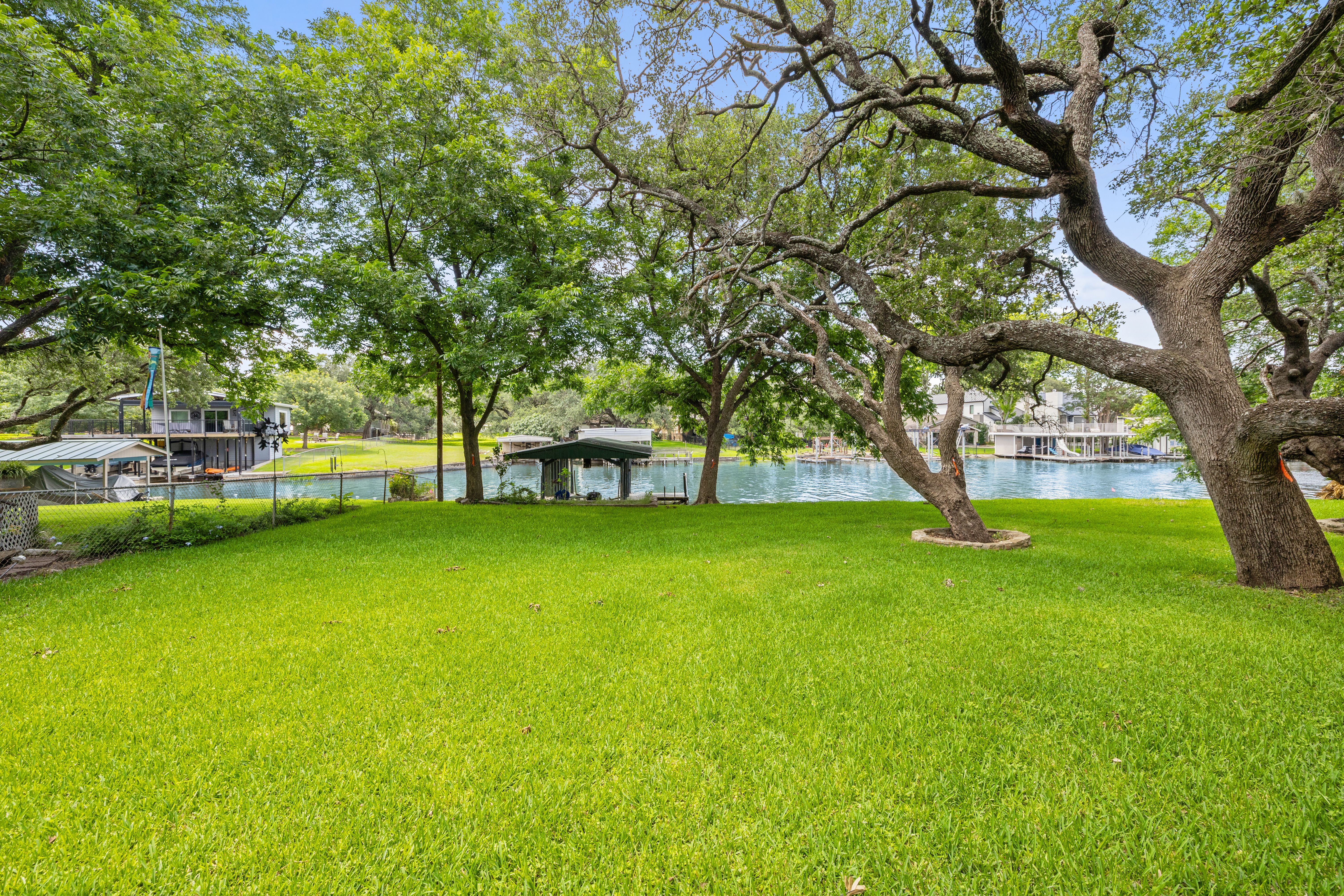  Prime Lake LBJ Waterfront Opportunity - 物件實景