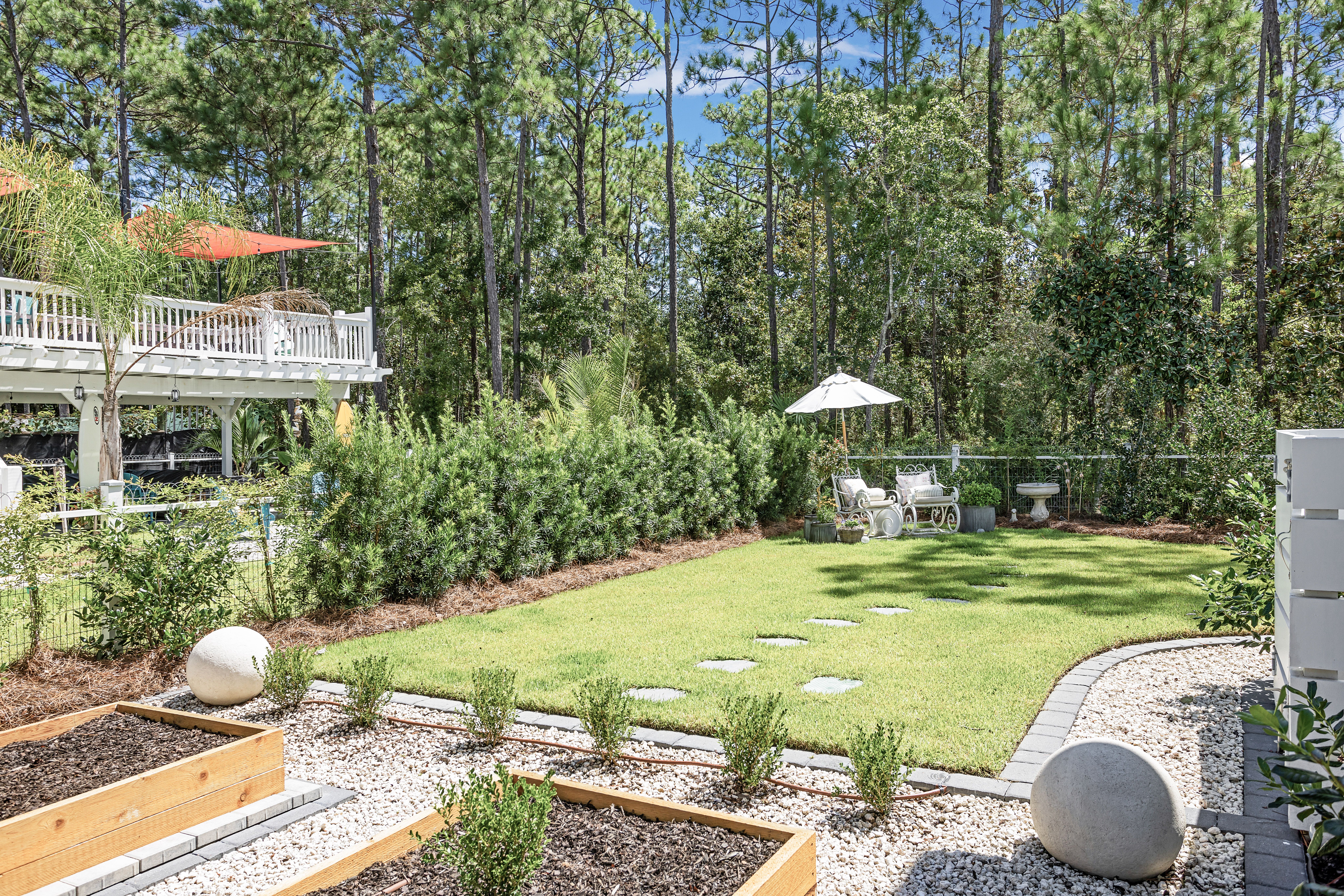  Enchanting Waterfront Home on Hogtown Bayou - 物件實景