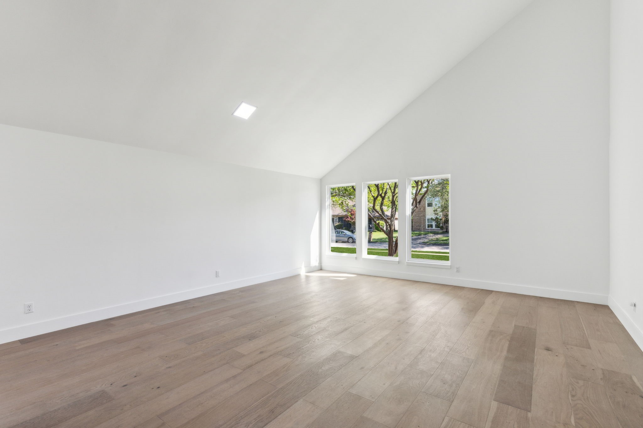 Richardson, Texas, 75081, United States, 4 Bedrooms Bedrooms, ,4 BathroomsBathrooms,Residential,For Sale,1786157