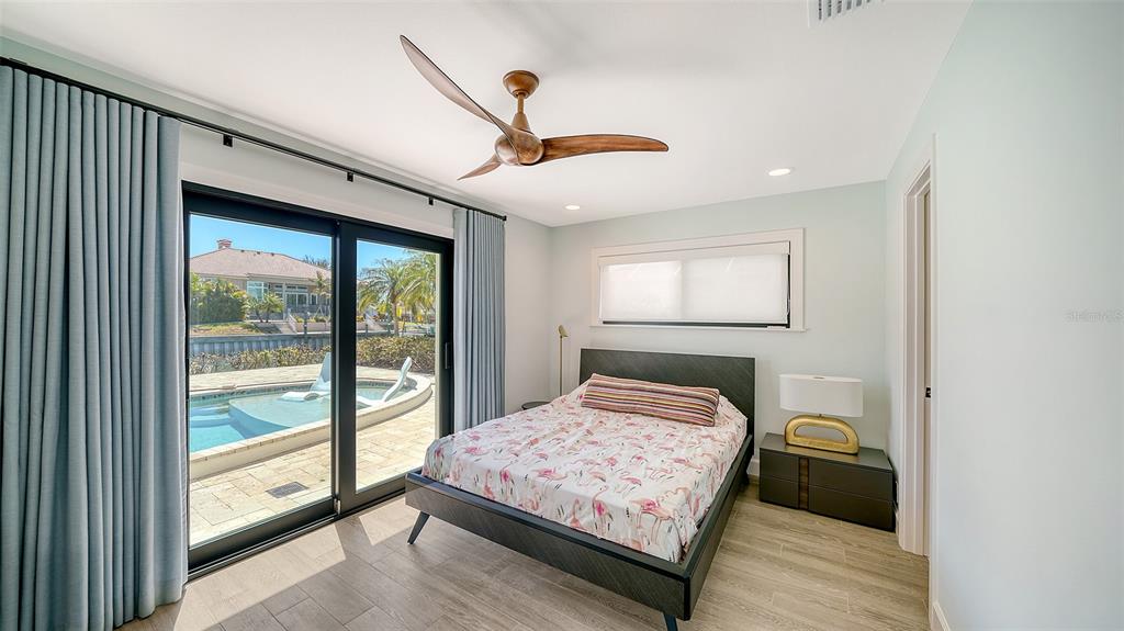 Longboat Key, Florida, 34228, United States, 4 Bedrooms Bedrooms, ,4 BathroomsBathrooms,Residential,For Sale,1751761