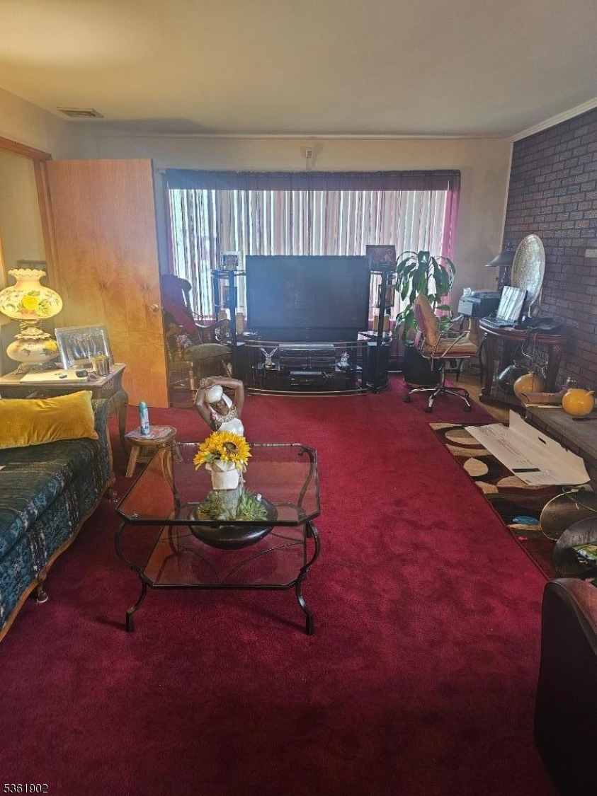 Union Twp., New Jersey, 07088, United States, 3 Bedrooms Bedrooms, ,3 BathroomsBathrooms,Residential,For Sale,1840311