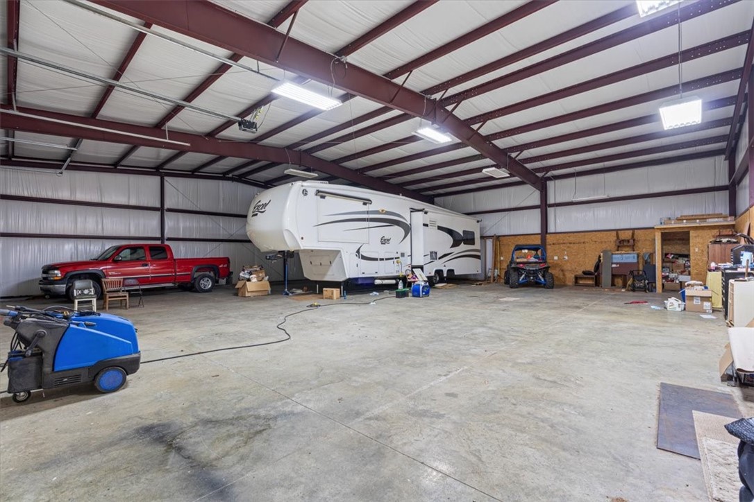 Anderson, Missouri, 64831, United States, 3 Bedrooms Bedrooms, ,2 BathroomsBathrooms,Residential,For Sale,1866248