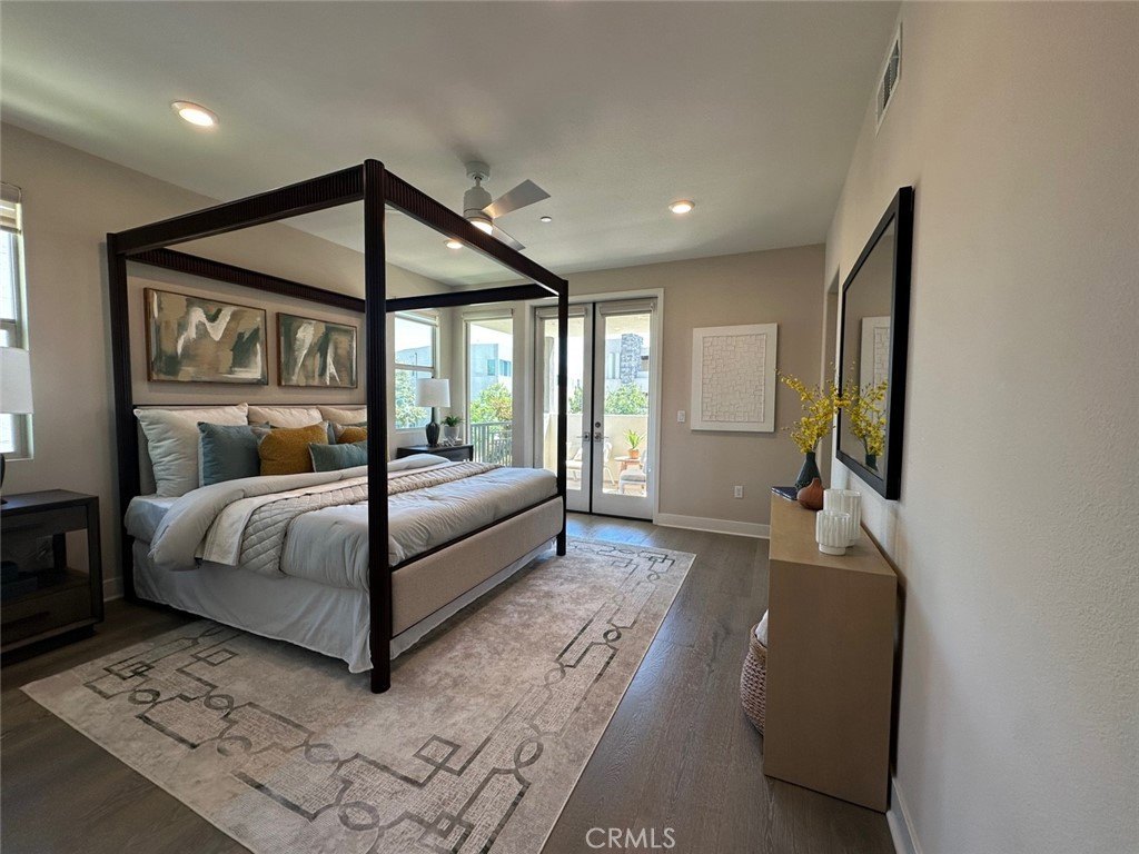 Irvine, California, 92618, United States, 3 Bedrooms Bedrooms, ,4 BathroomsBathrooms,Residential,For Sale,1987840