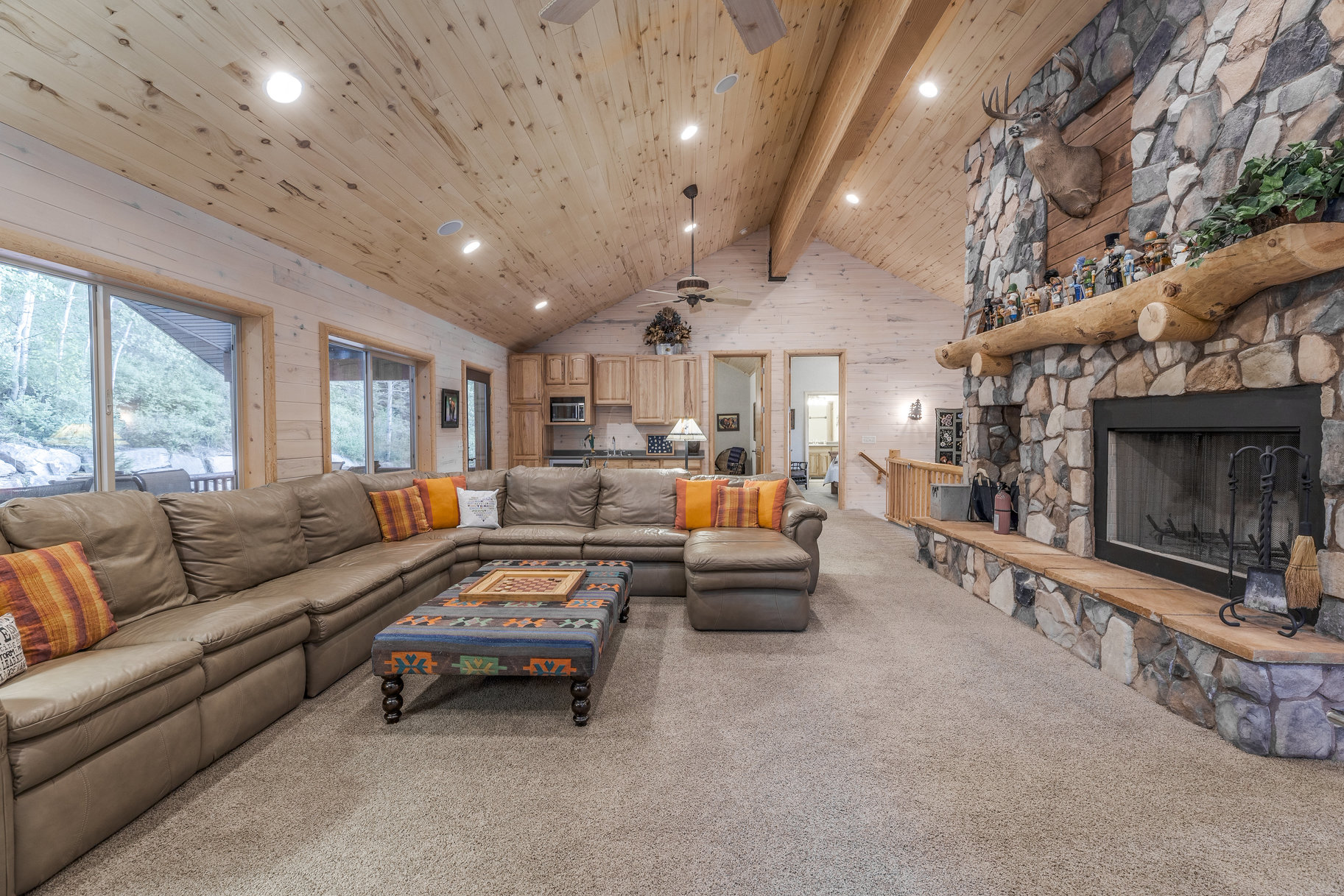  Adventure Meets Comfort, Legacy Log Cabin in Pine Mountain - 物件實景